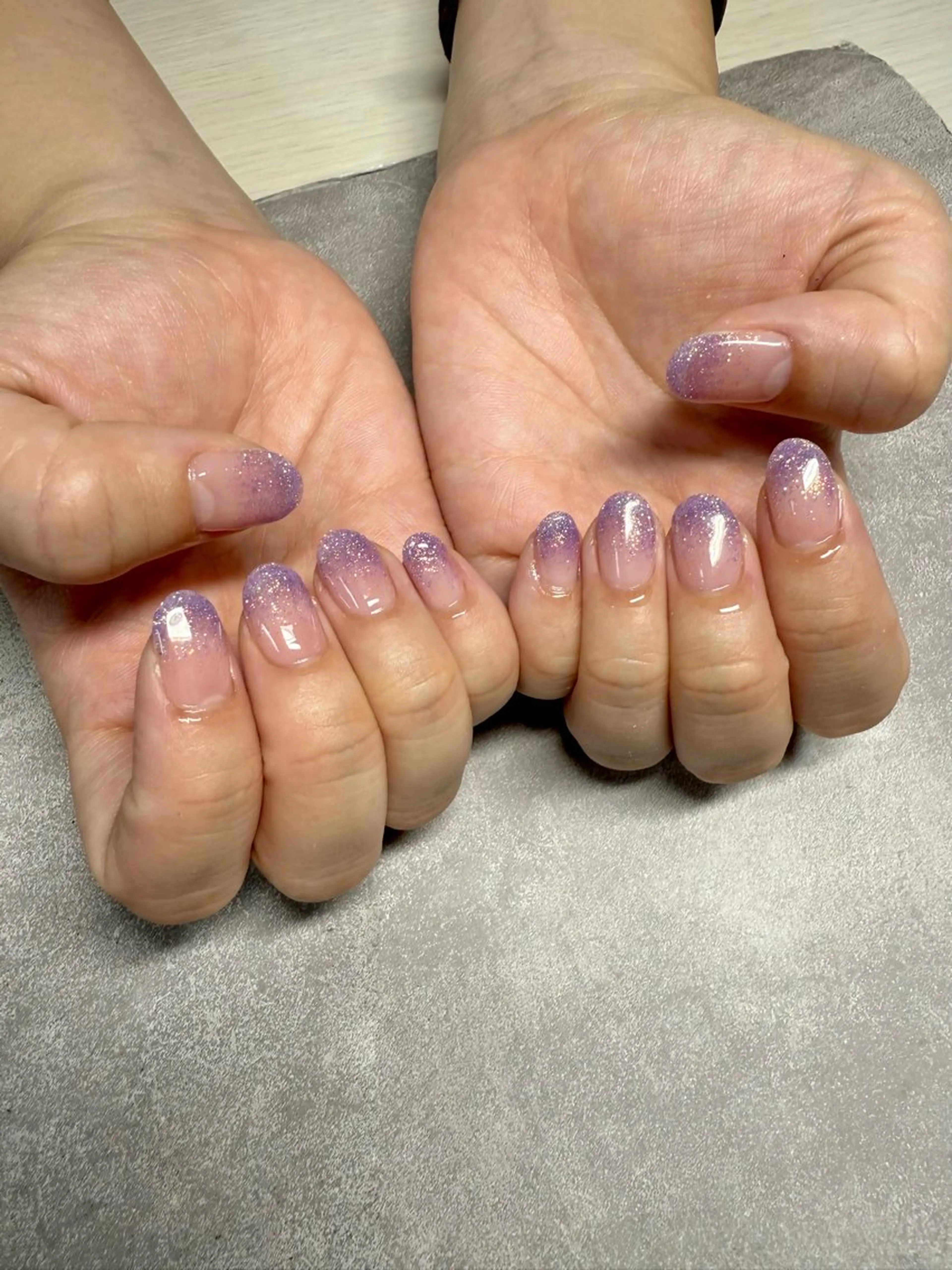 【ハンド／オフ無】ラメグラデーション💫の写真