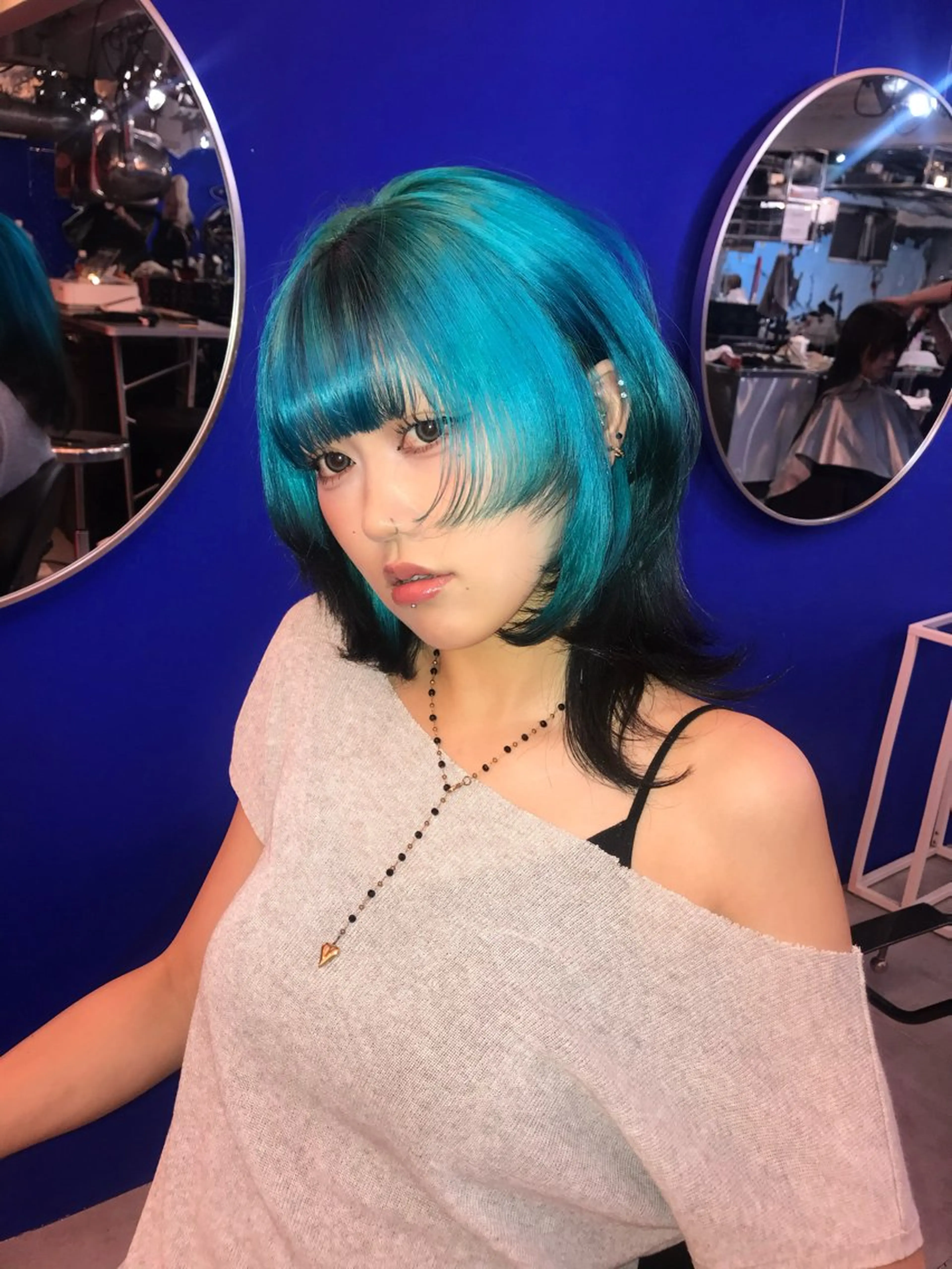 ミディアム カラー ヘアアレンジ HARUNA/原宿/ デザイン/カットのヘアスタイル