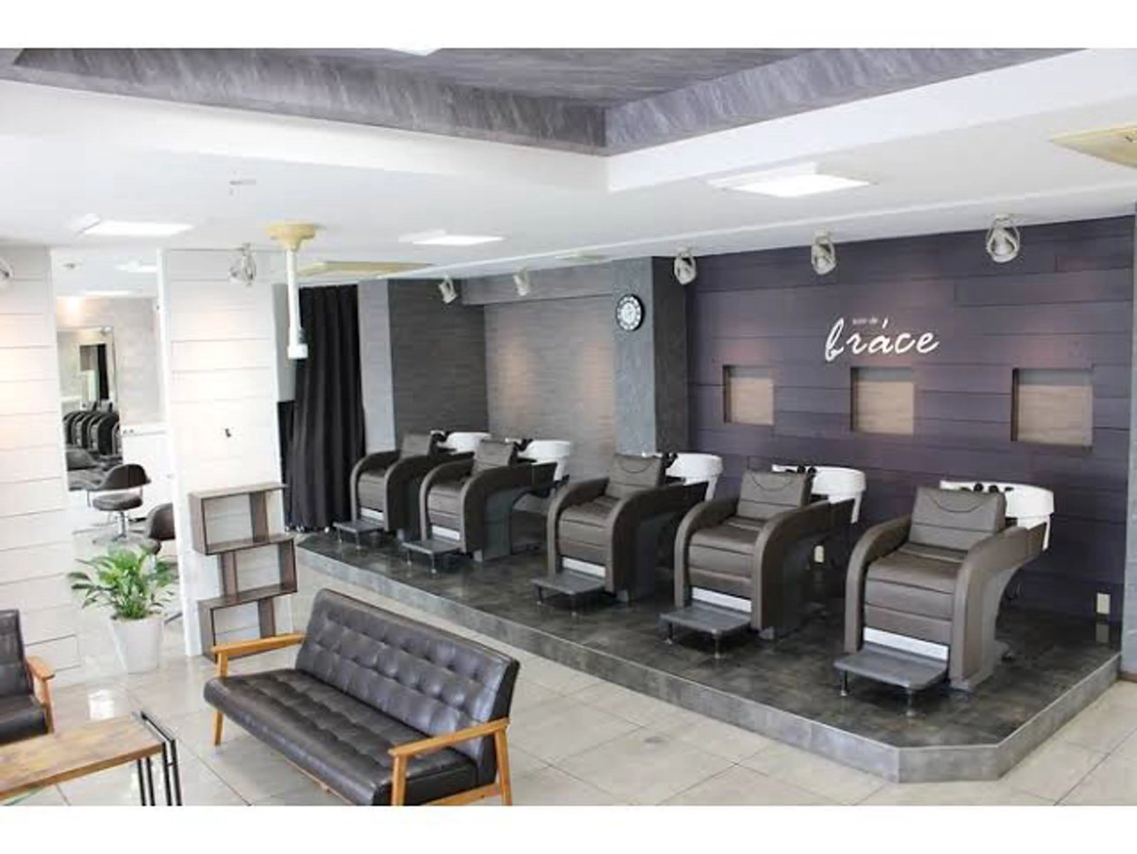 ヘッドスパ 透明感カラー🪄🫧 /赤阪 隼🐧のヘアスタイル