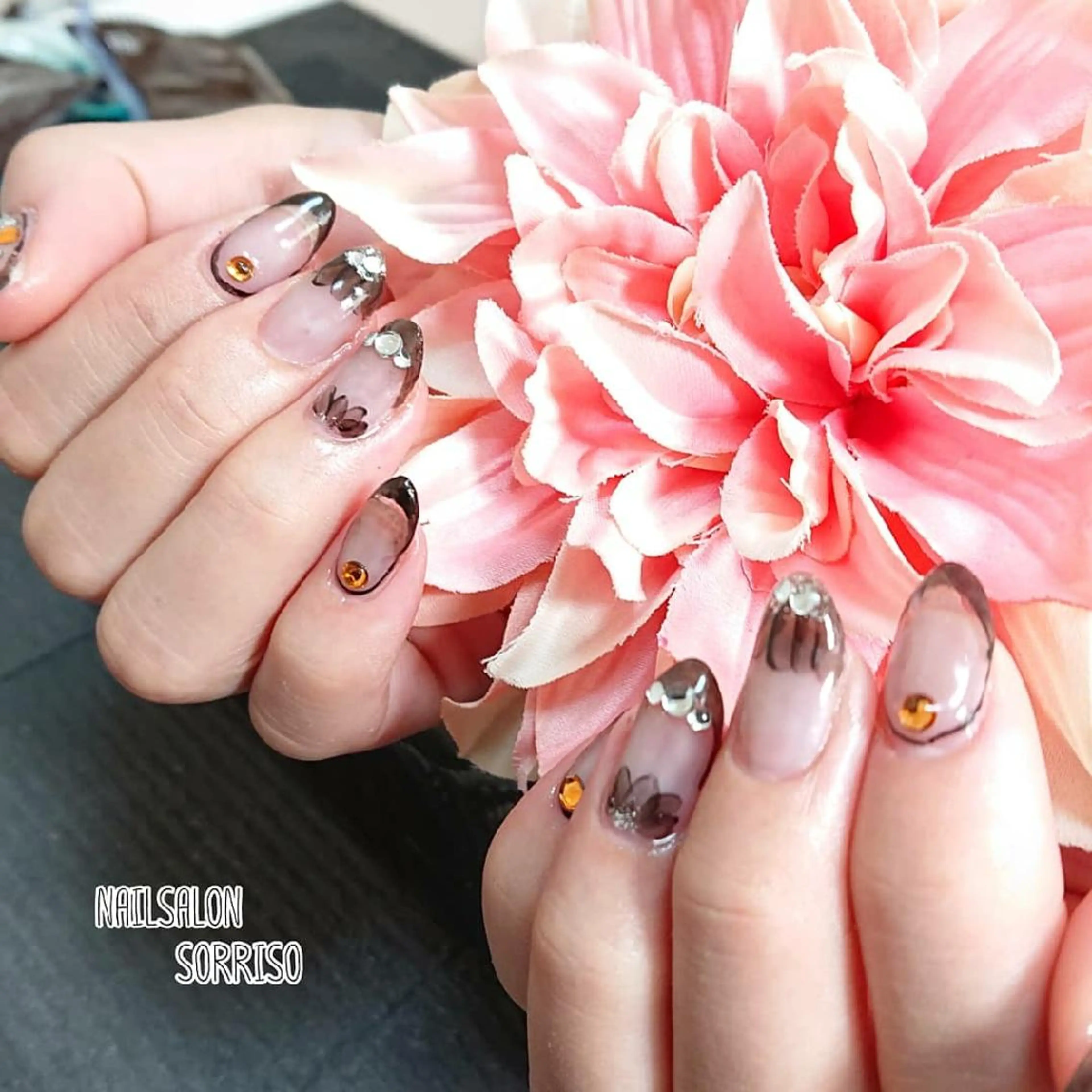 ネイル KOYAMA KIMIEのネイルデザイン