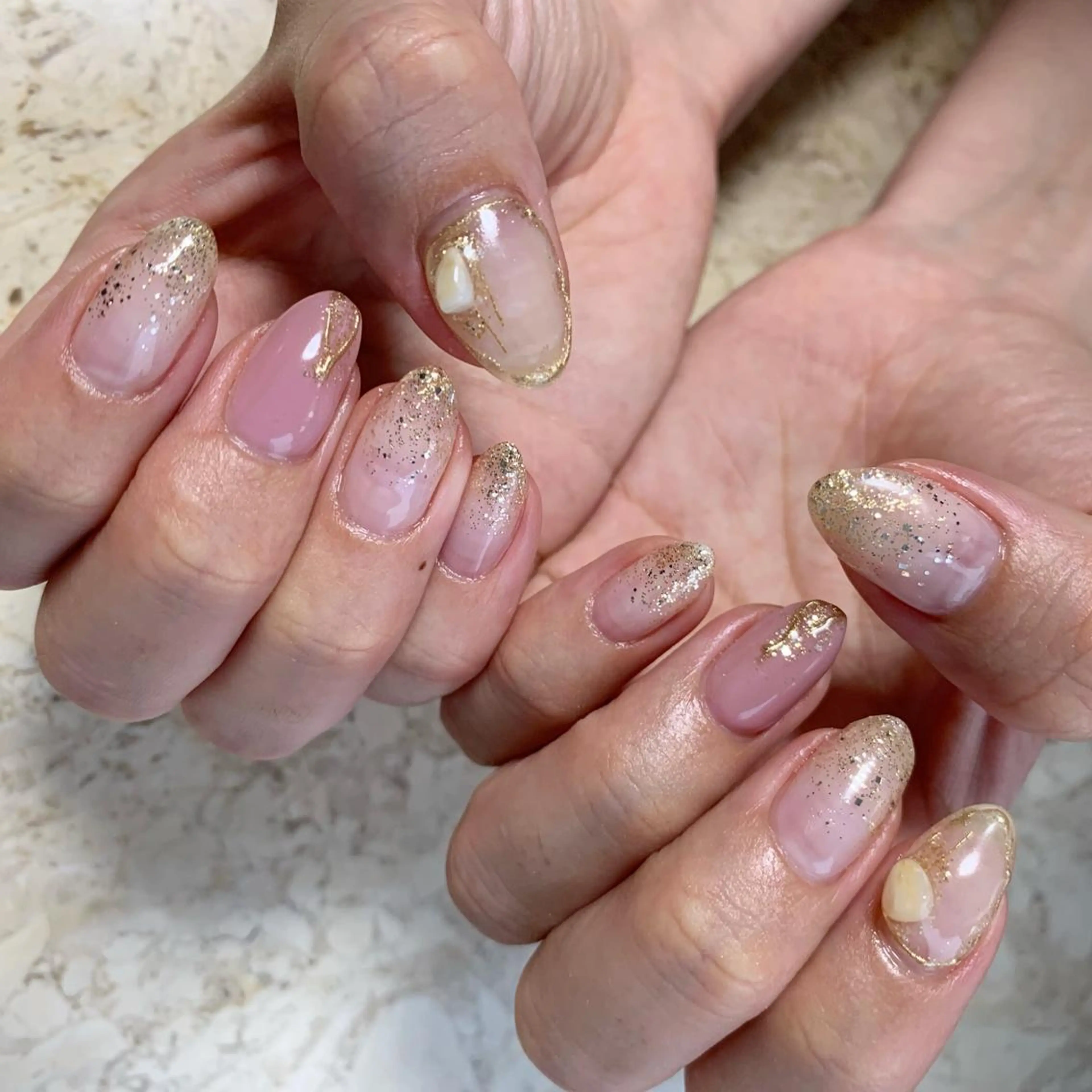 ネイル オーロラネイル ジェルネイル ハート 氷ネイル・うるうるネイル マグネットネイル ハンドネイル フットネイル nail salon mieux(ミュー)のネイルデザイン