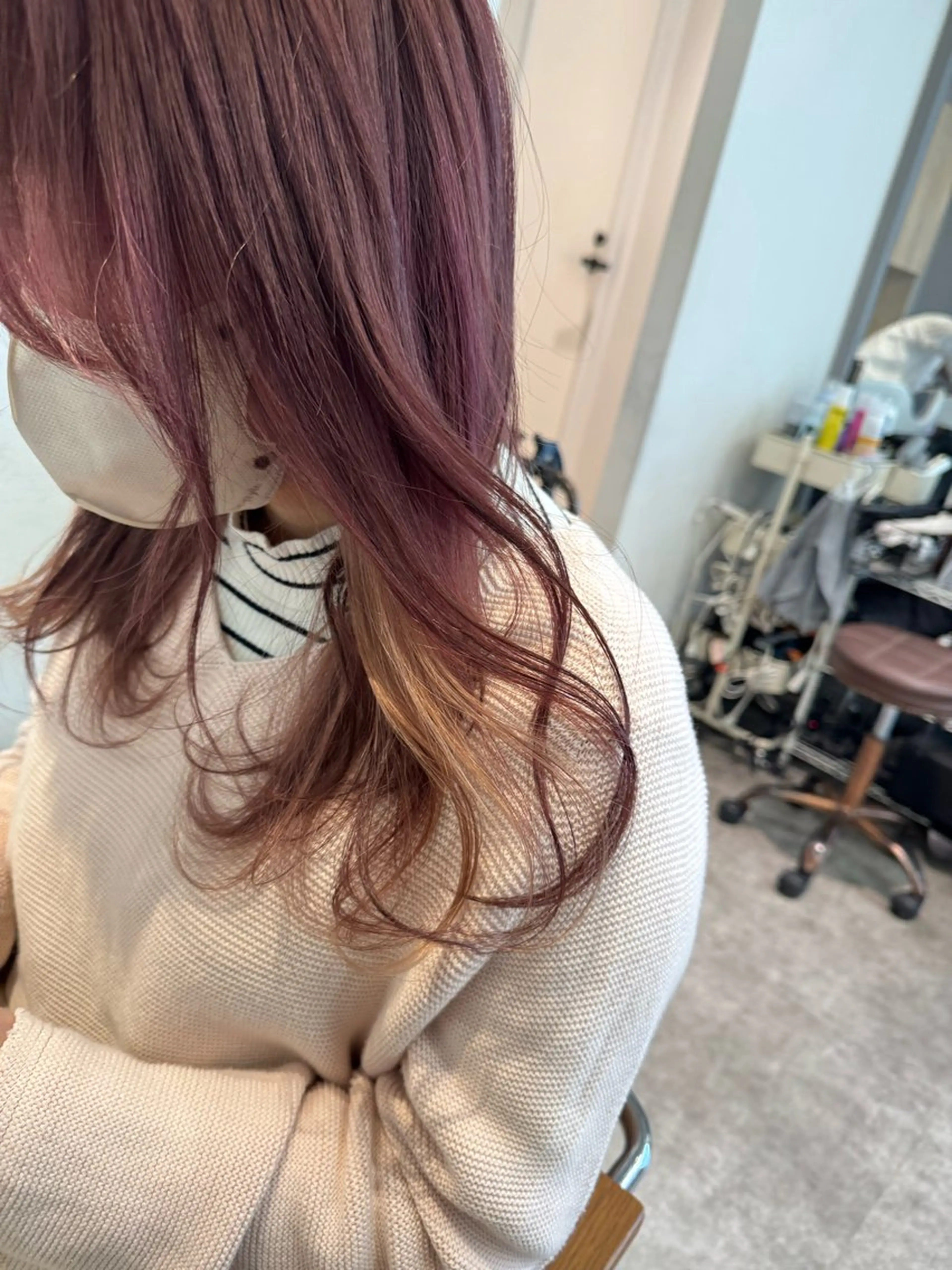 セミロング カラー ブリーチ インナーカラー カット ヘアカラー オスズ 🎀´-のヘアスタイル