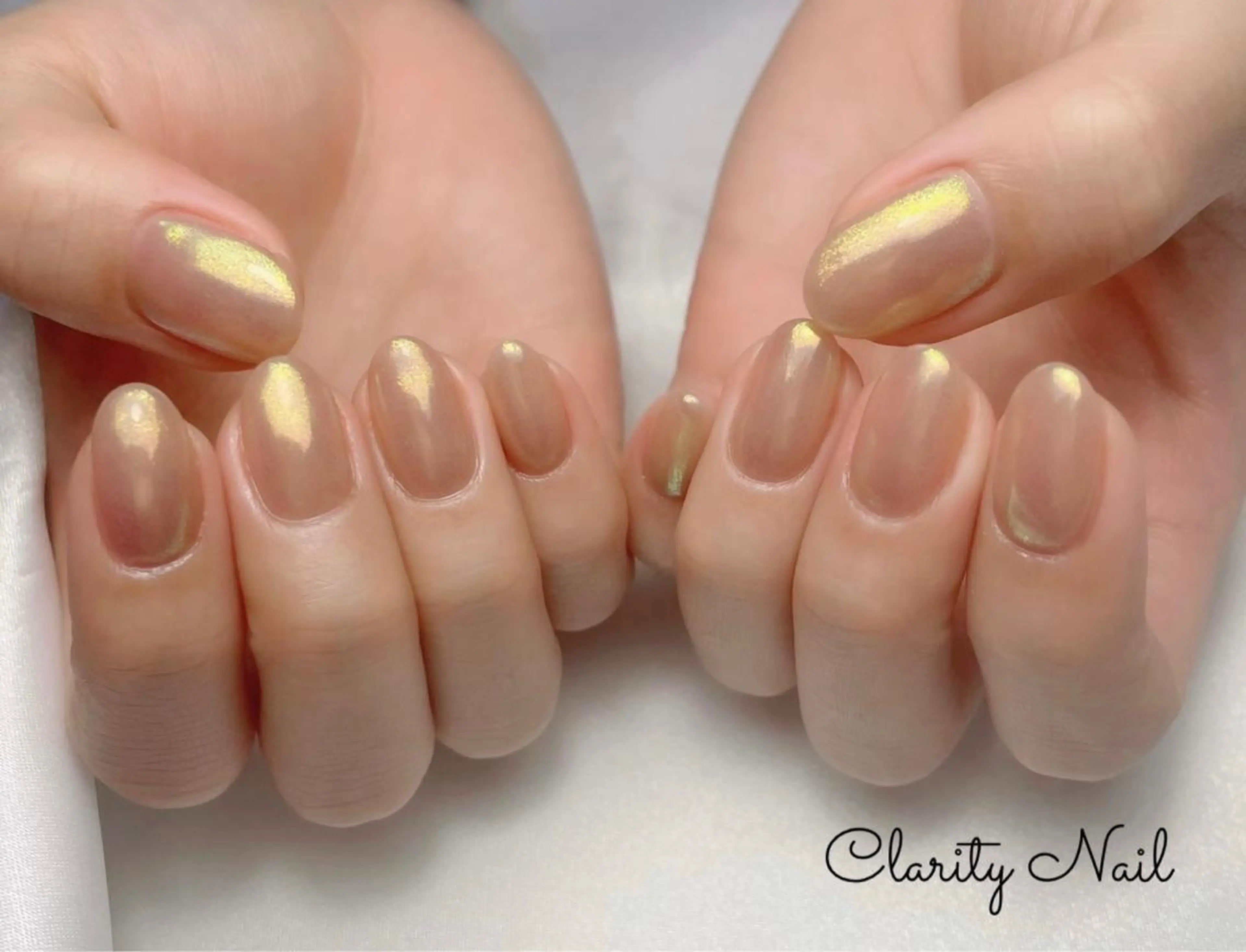 ネイル オーロラネイル ワンカラーネイル ハンドネイル Clarity Nailのネイルデザイン