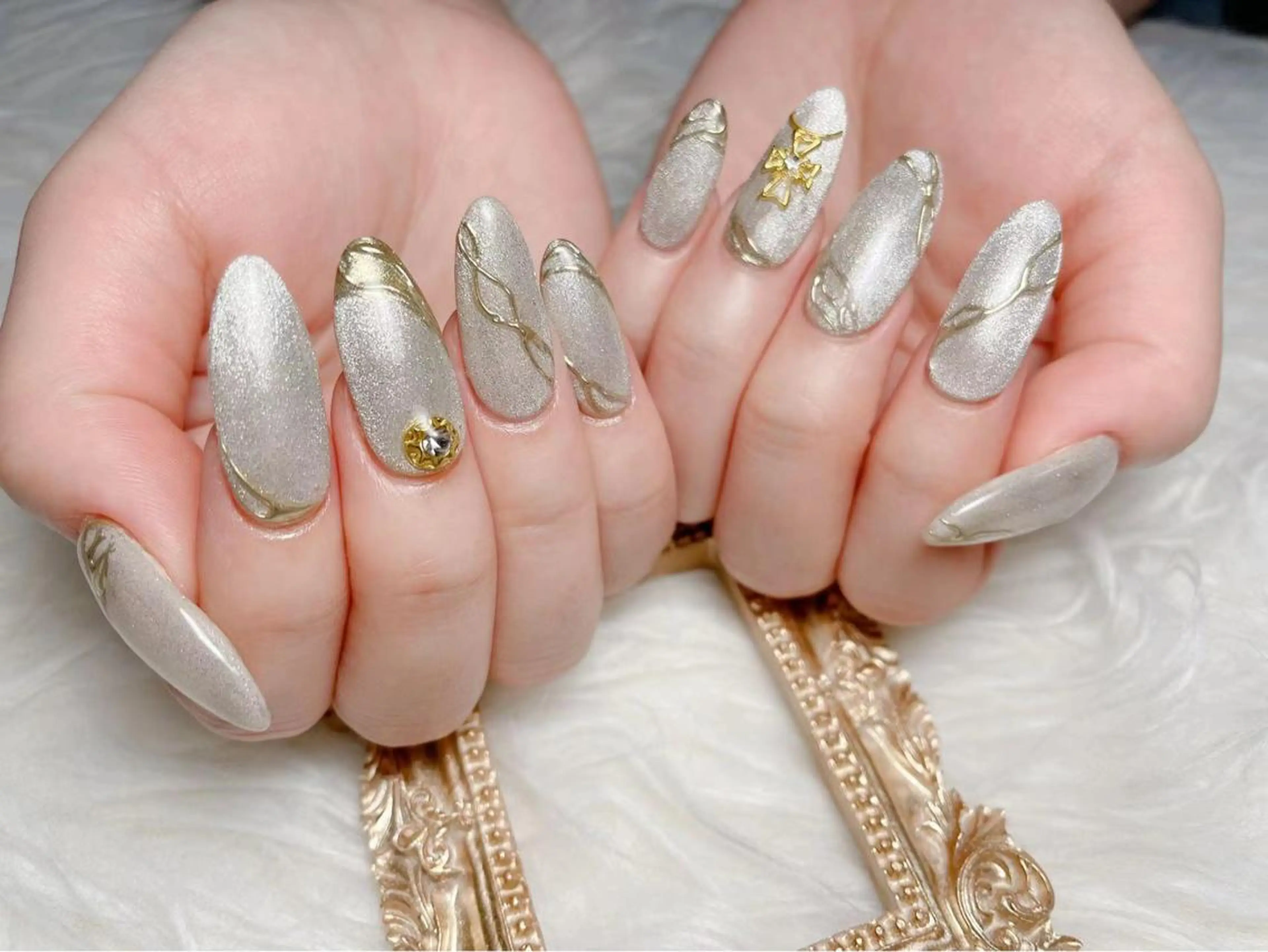 ネイル MiKi Nai池袋 長さだし得意のネイルデザイン