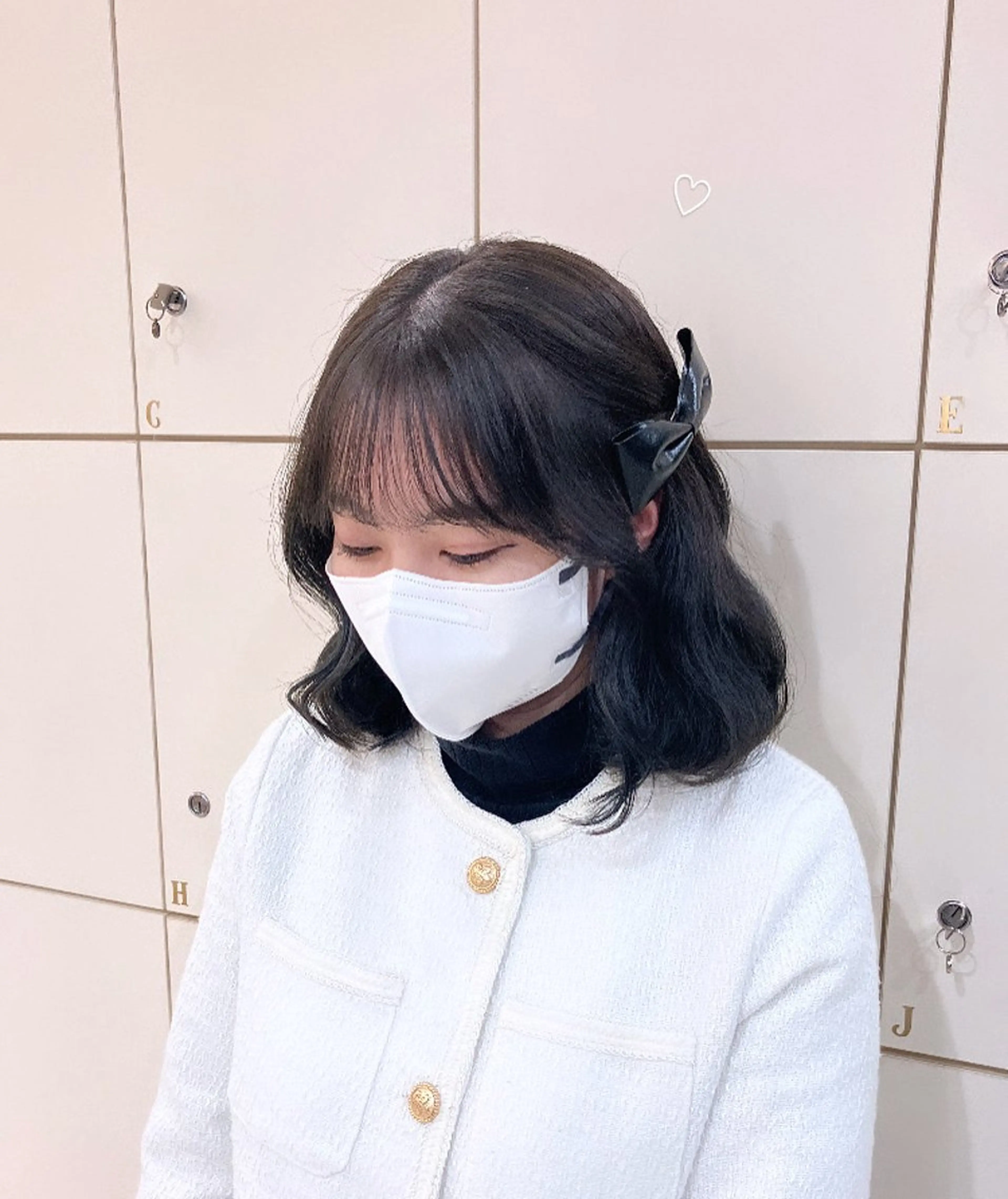 ミディアム カラー ヘアアレンジ ベージュカラー ブラウンカラー 前髪/顔周り/透明感 艶カラーとどさんのヘアスタイル