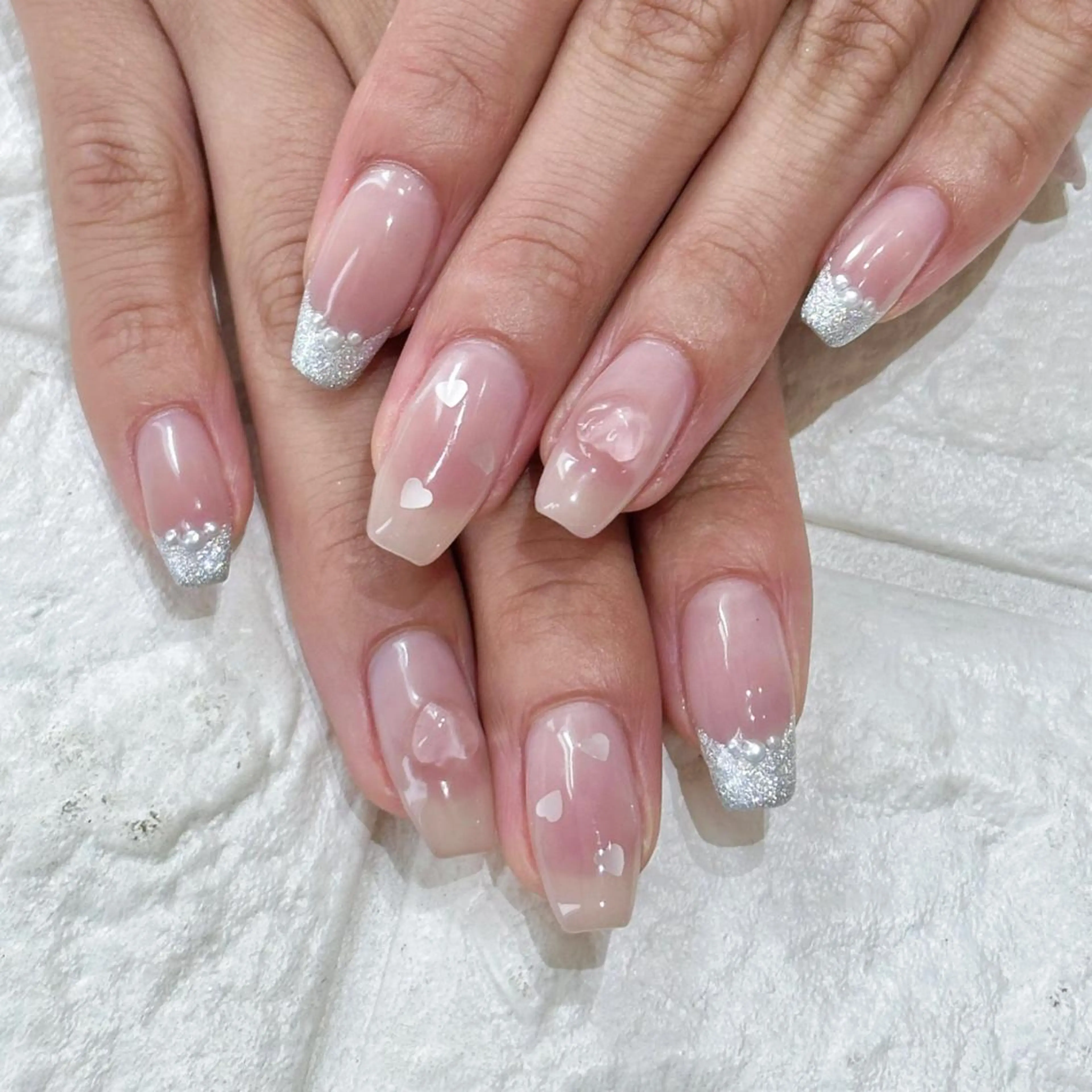 ネイル チークネイル マグネットネイル ハンドネイル ラルゴ所属・Largo ラルゴのネイルデザイン