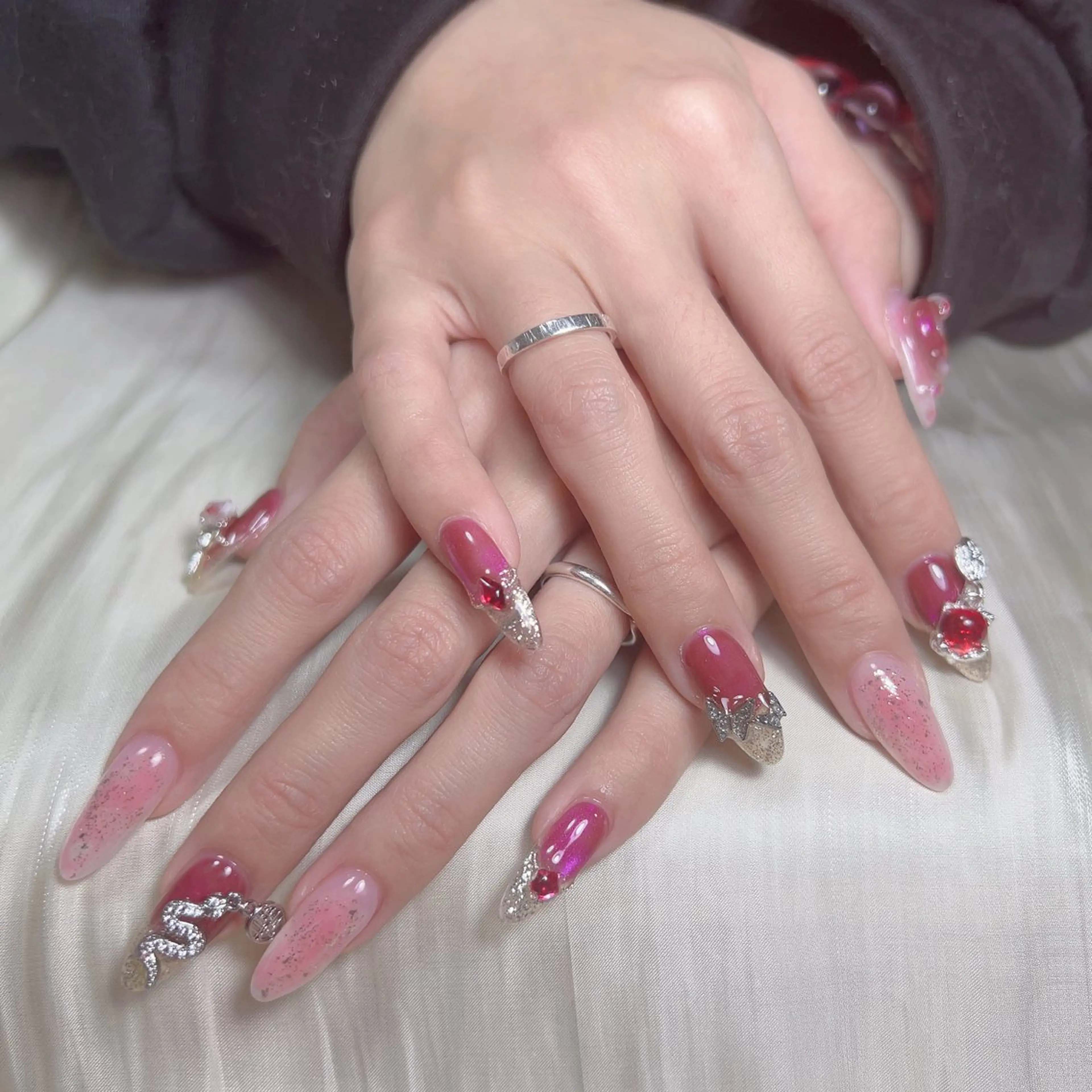 ネイル ハンドネイル ハンドケア 🎀Pink ピンク🎀のネイルデザイン