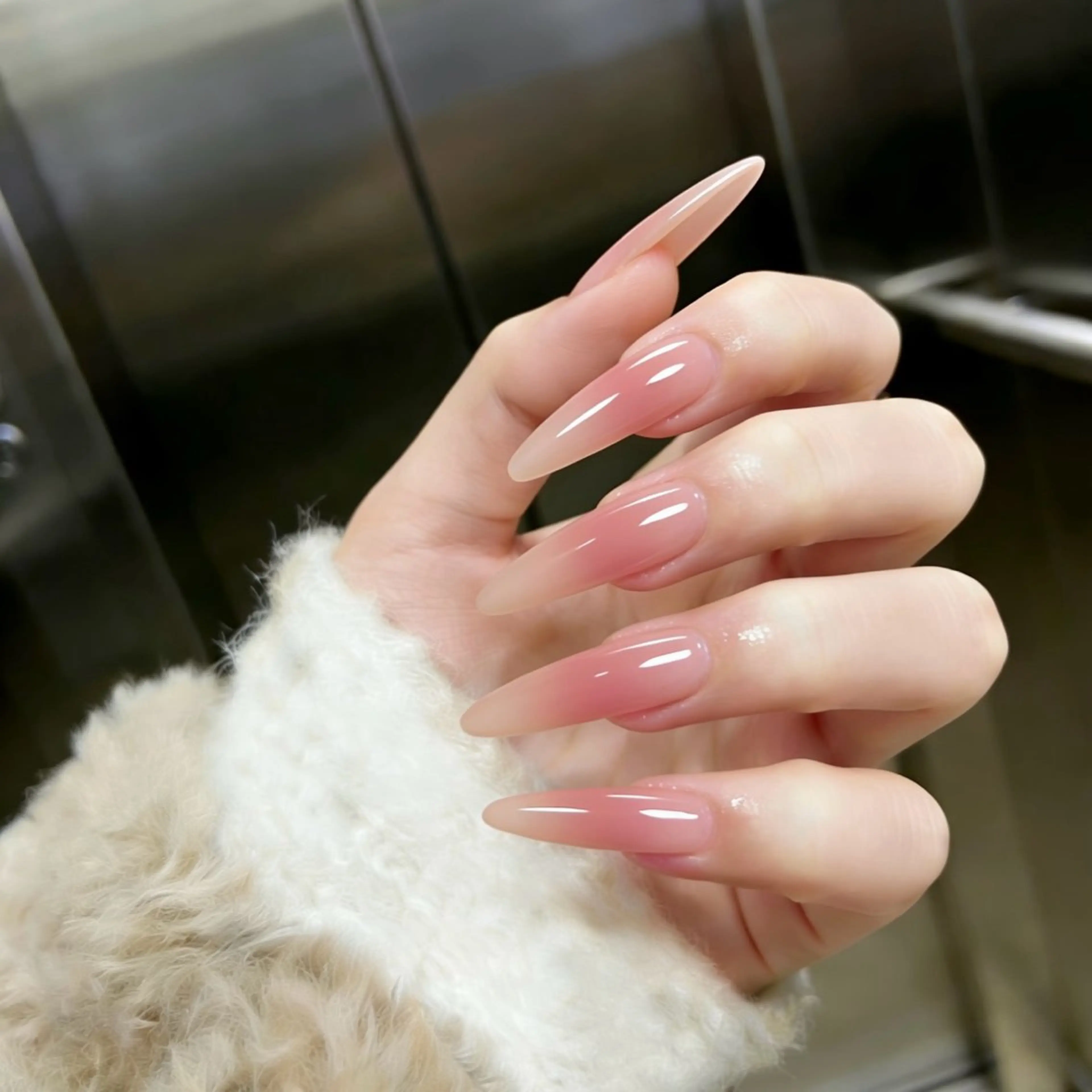 ネイル ハンドネイル Nail room U所属・💖限定専門サロン 今だけチーク💅のネイルデザイン