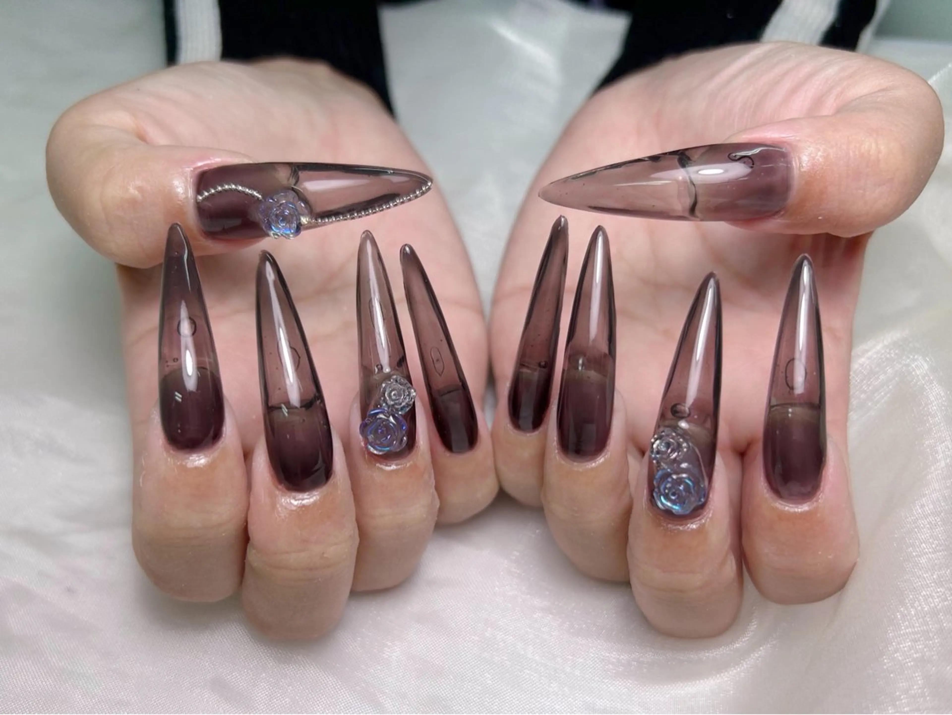 ネイル ハンドネイル lucky nail 歌舞伎町のネイルデザイン