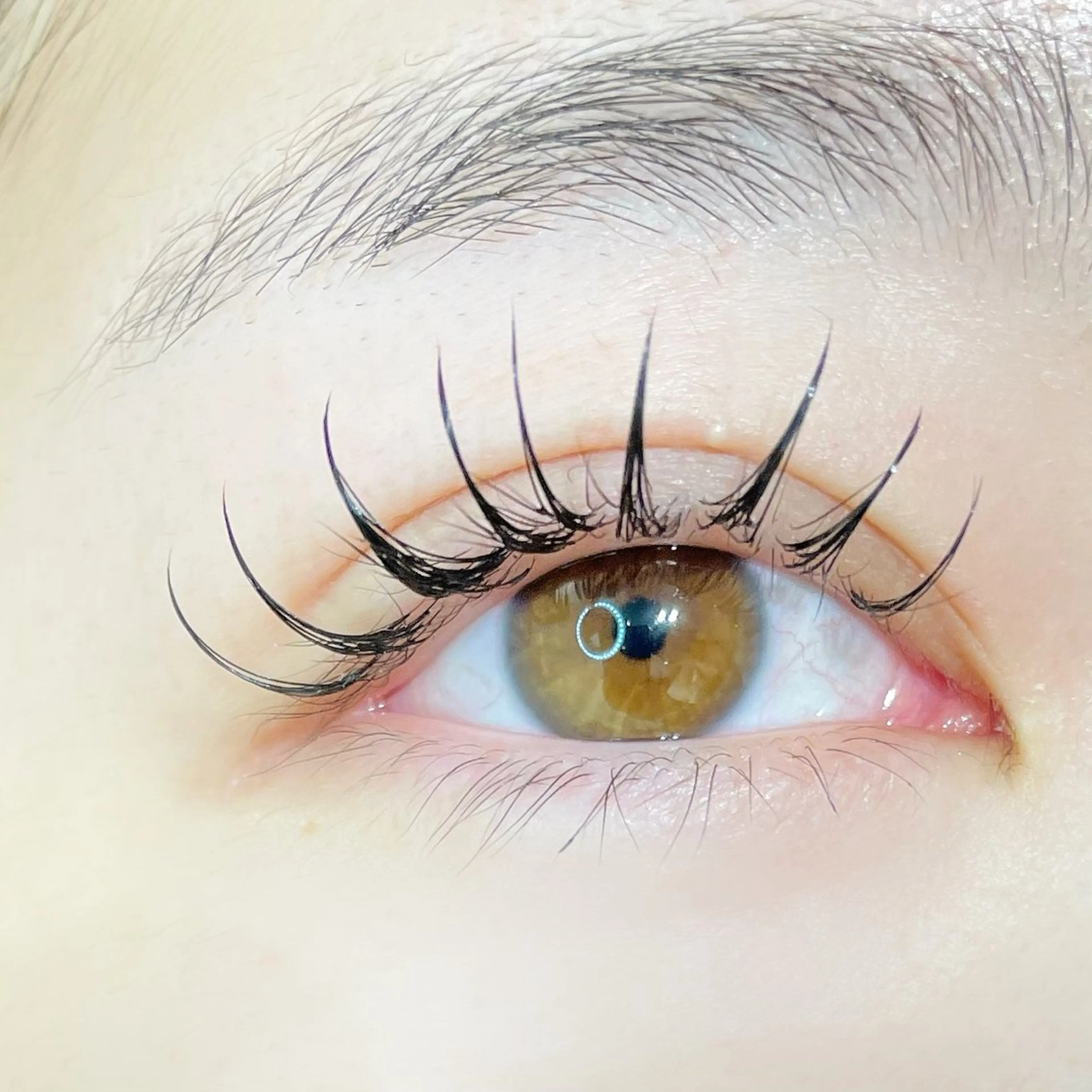 マツエク・マツパ マツエク salon emuの眉毛・アイブロウイメージ