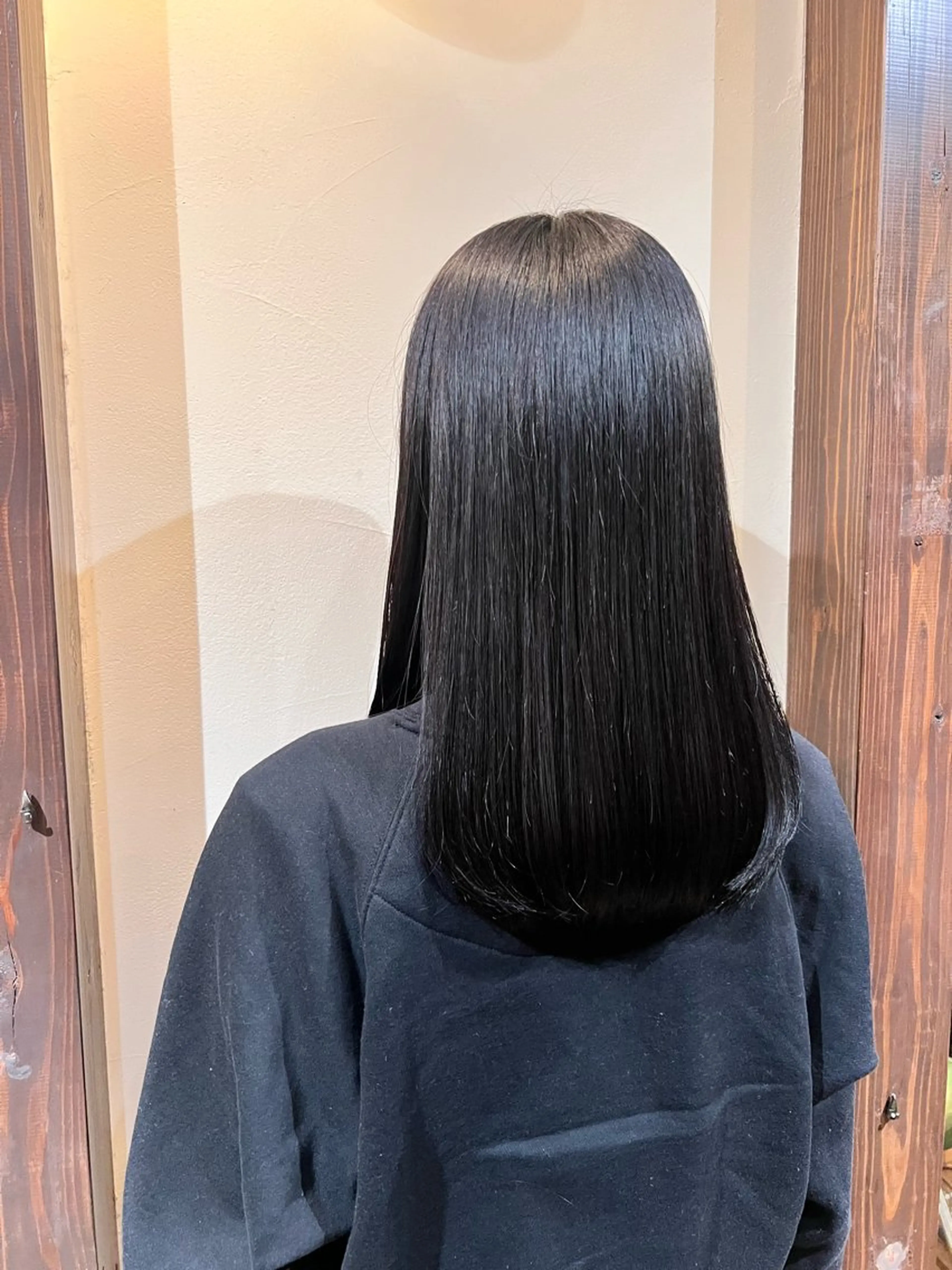 ロング カラー グレージュ ヘアカラー Luster Friends所属・まゆ | 艶カラー | ストレートのヘアスタイル