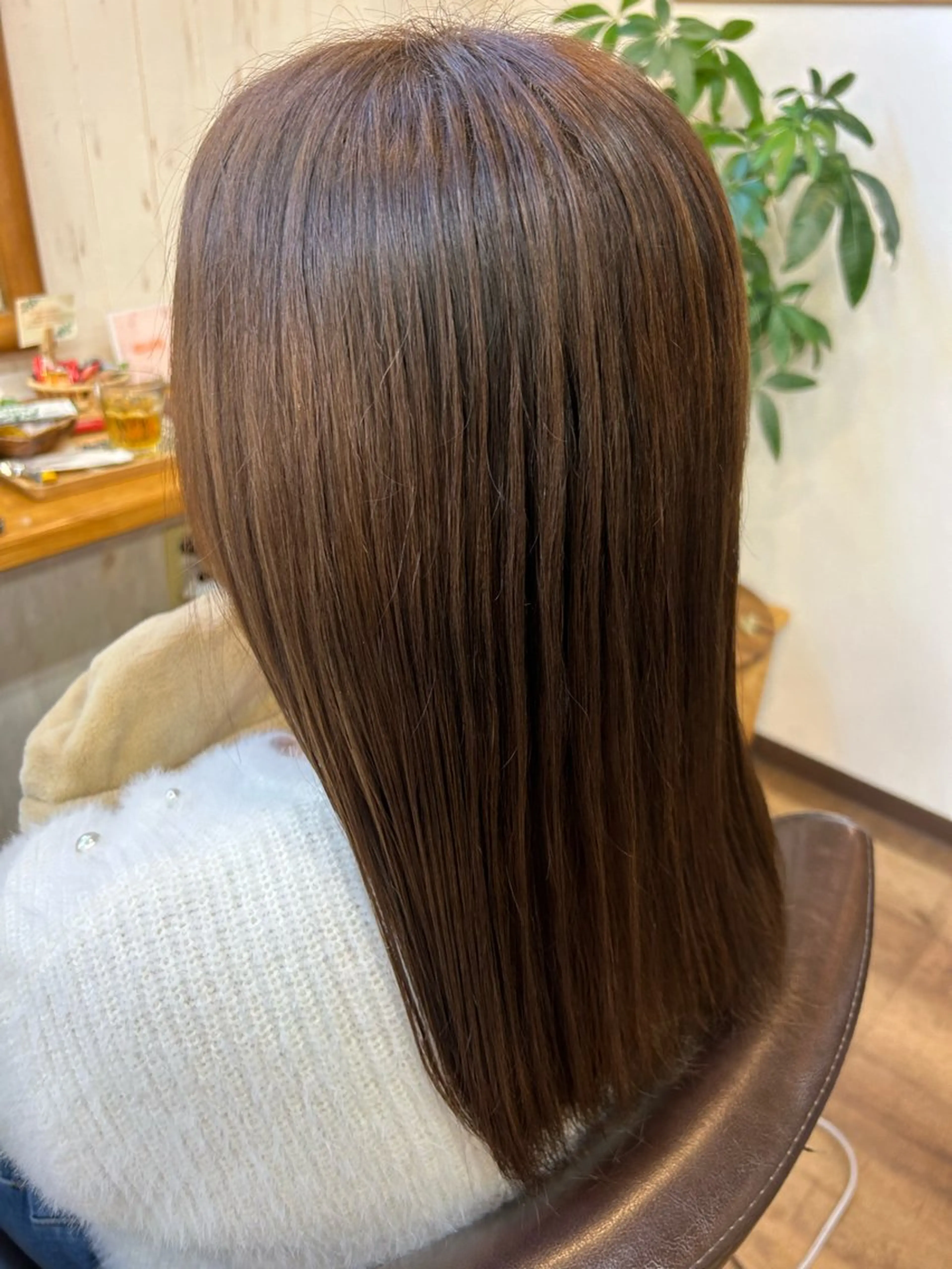 ロング 大久保 藍梨のヘアスタイル