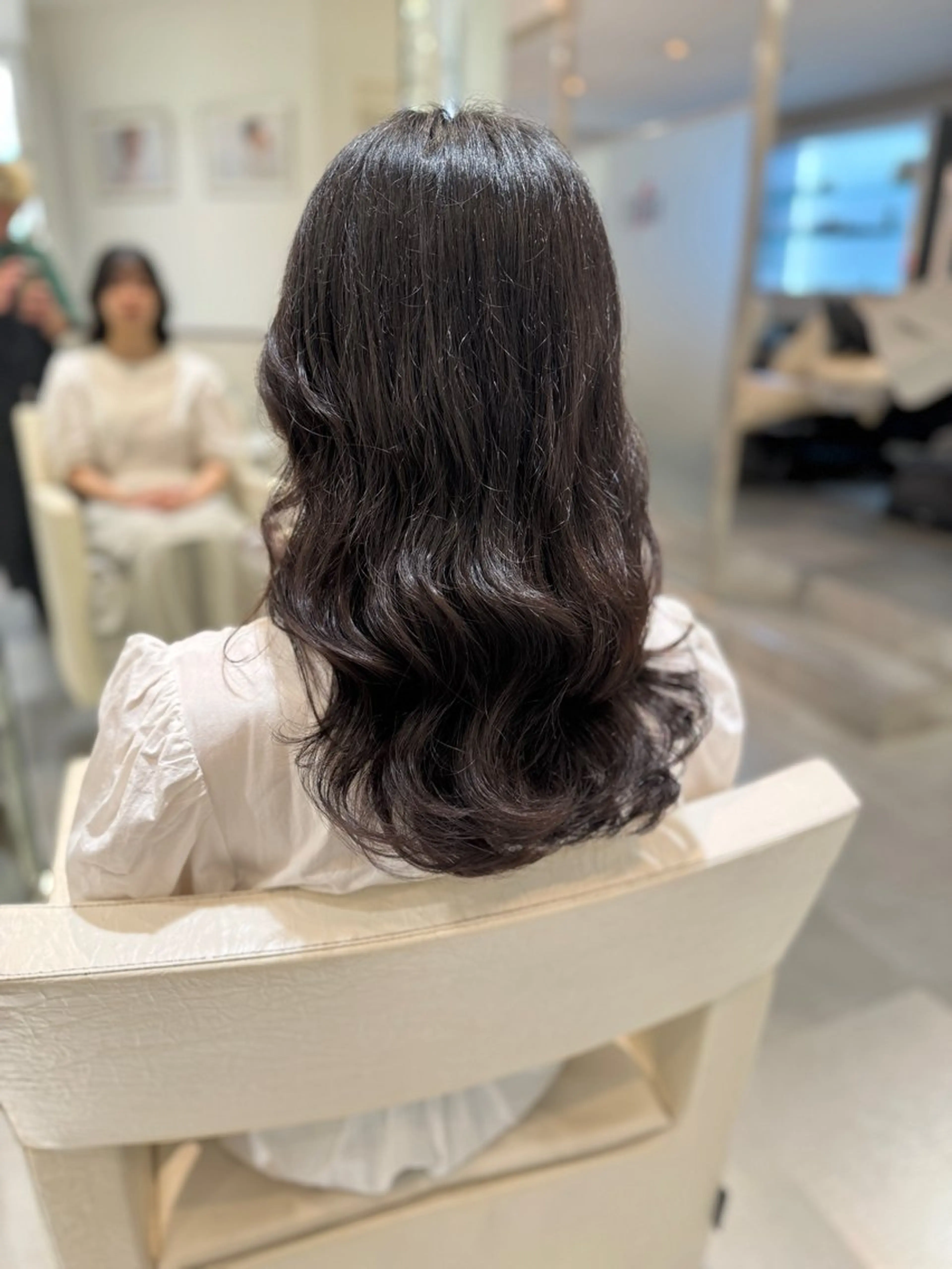 ロング 韓国風ヘア カット パーマ トリートメント デジタルパーマ/ コテ巻き風パーマのヘアスタイル