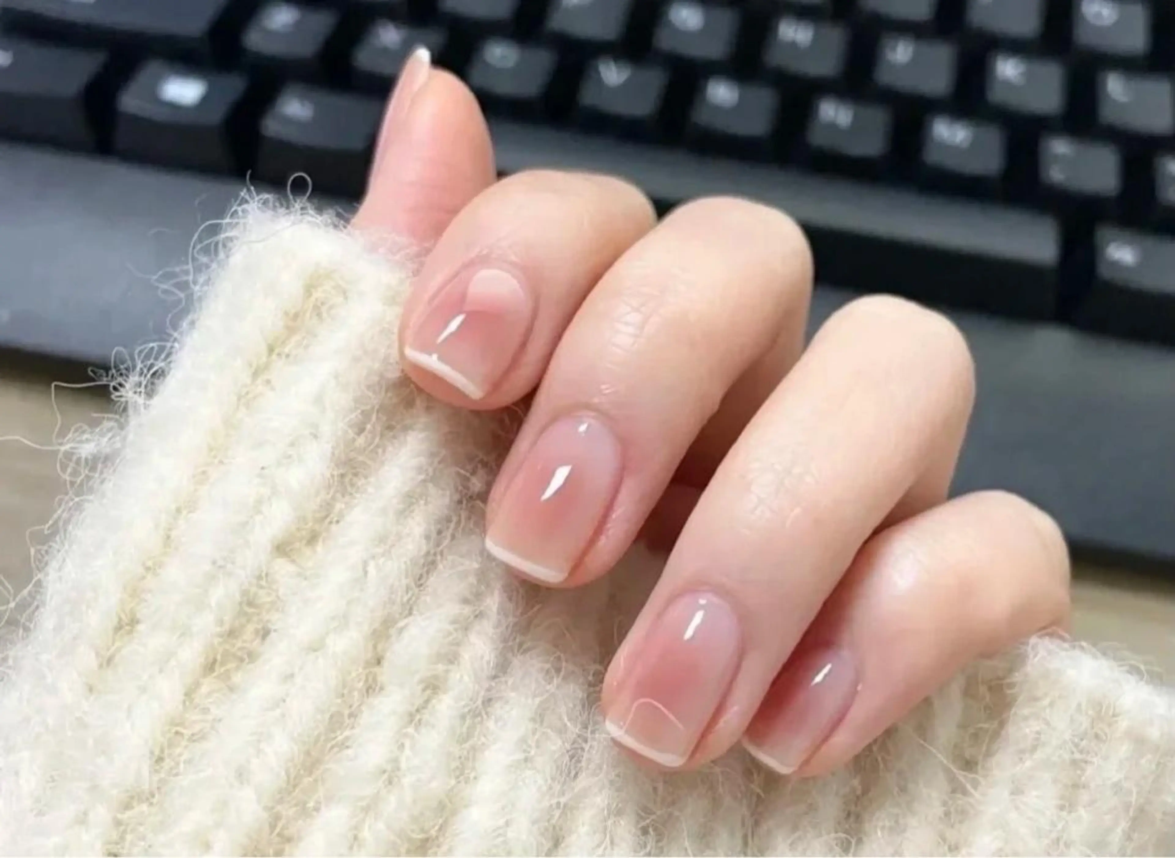 ネイル フレンチネイル ハンドネイル BETTER ME ネイルサロン池田公園のネイルデザイン