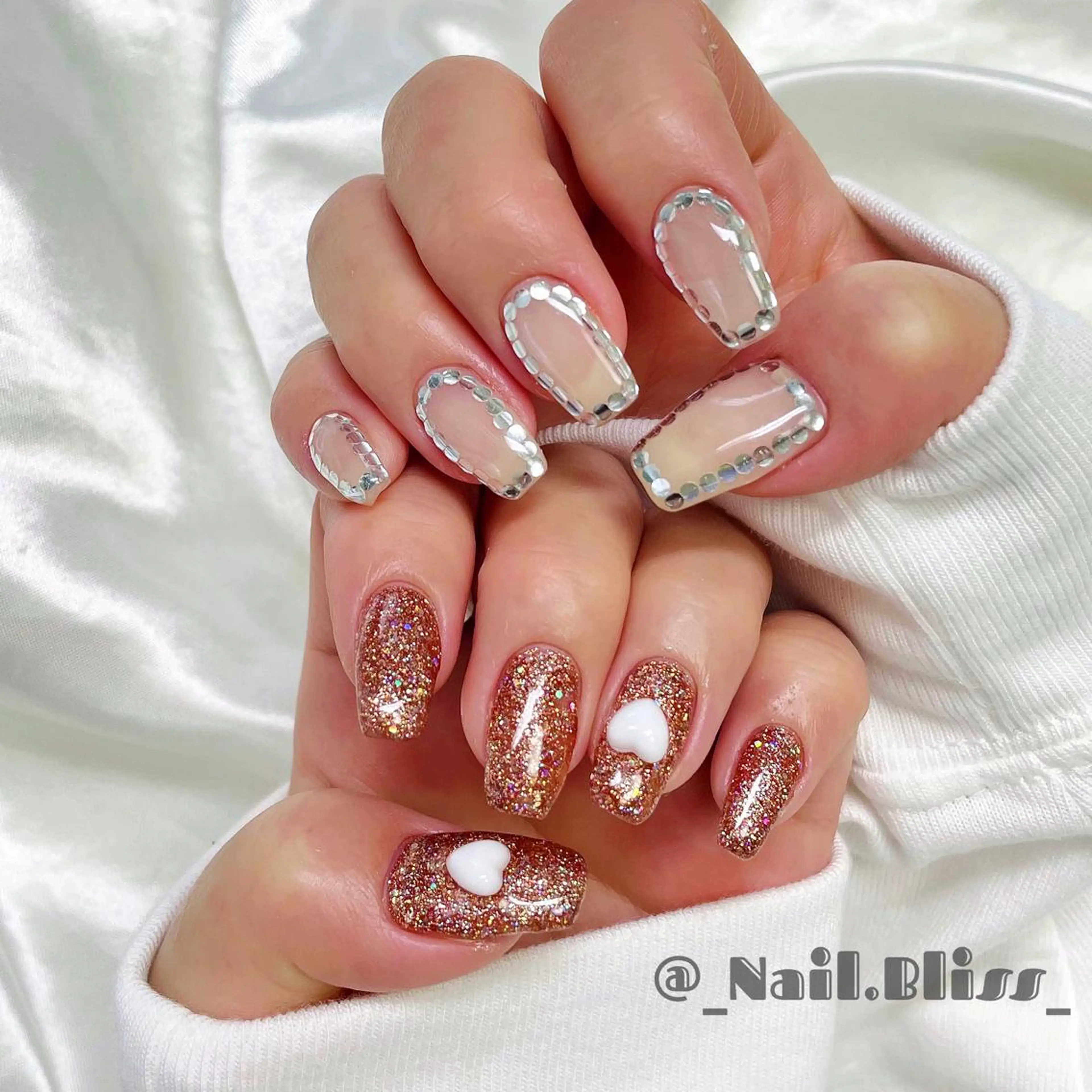 ネイル ハート ハンドネイル NAIL BLISSのネイルデザイン