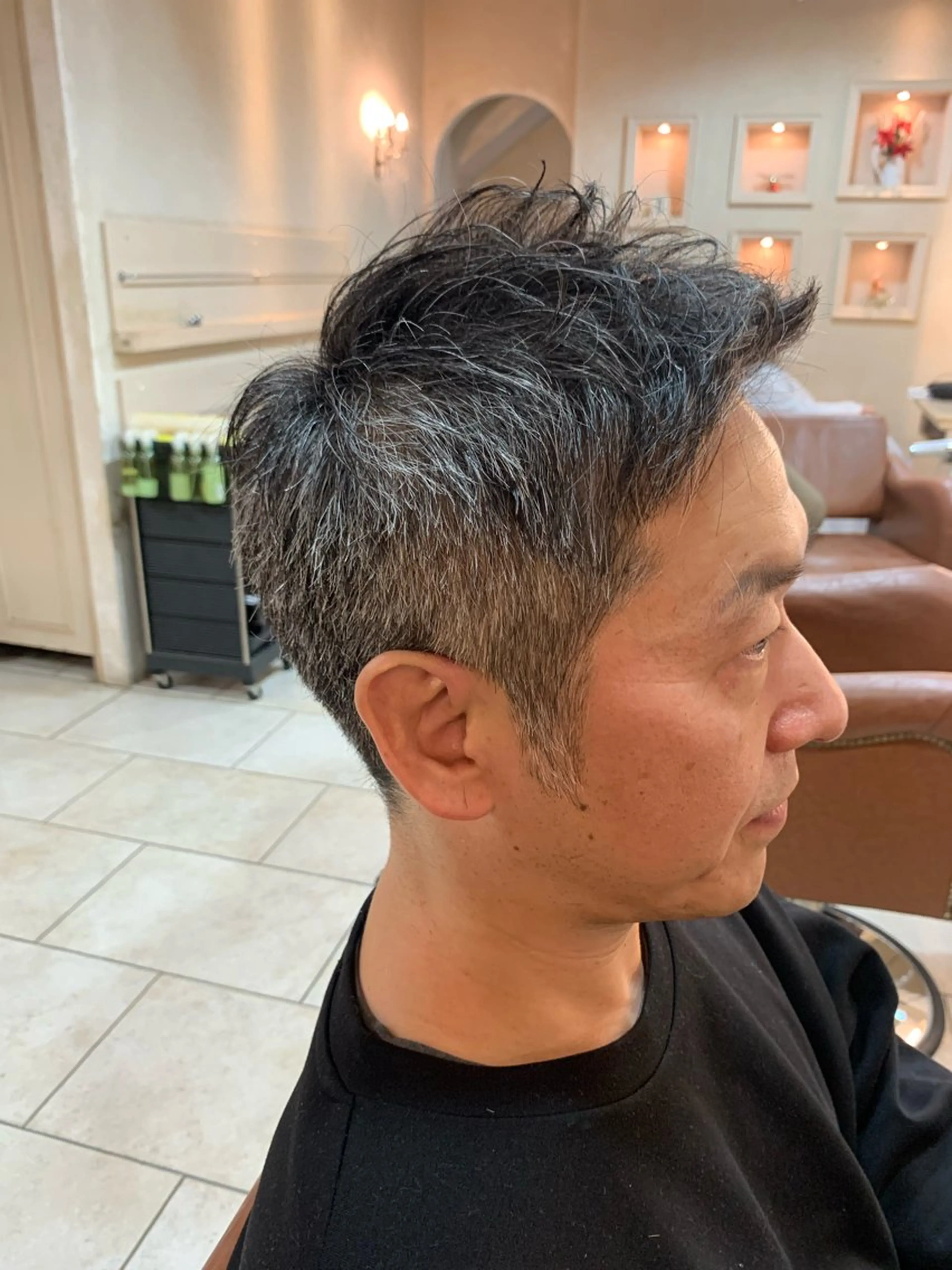 メンズ アップバング 刈り上げ エイミー カットモデル枠のヘアスタイル