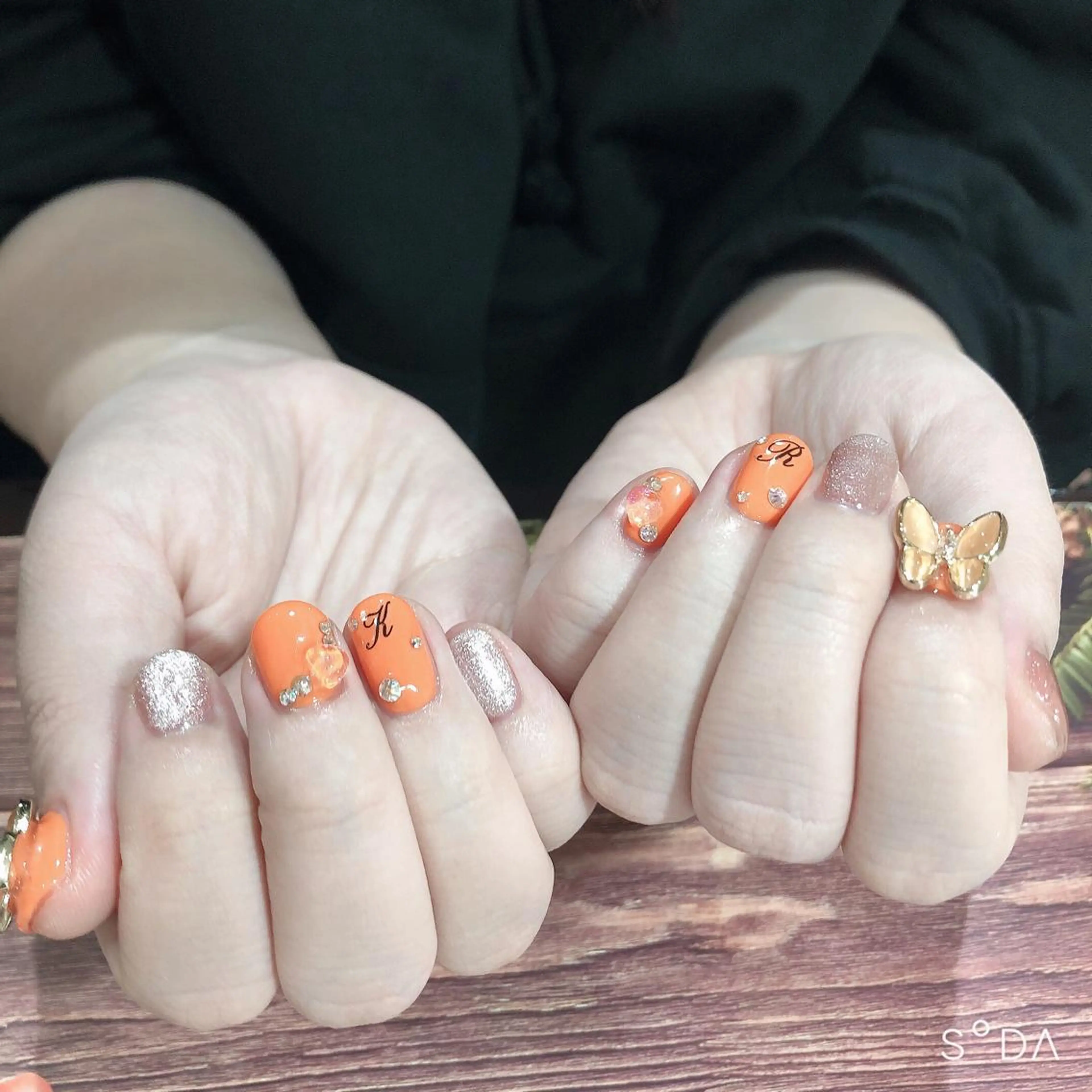 ネイル ハンドネイル 吉野✨ ネイルデザイナー✨のネイルデザイン