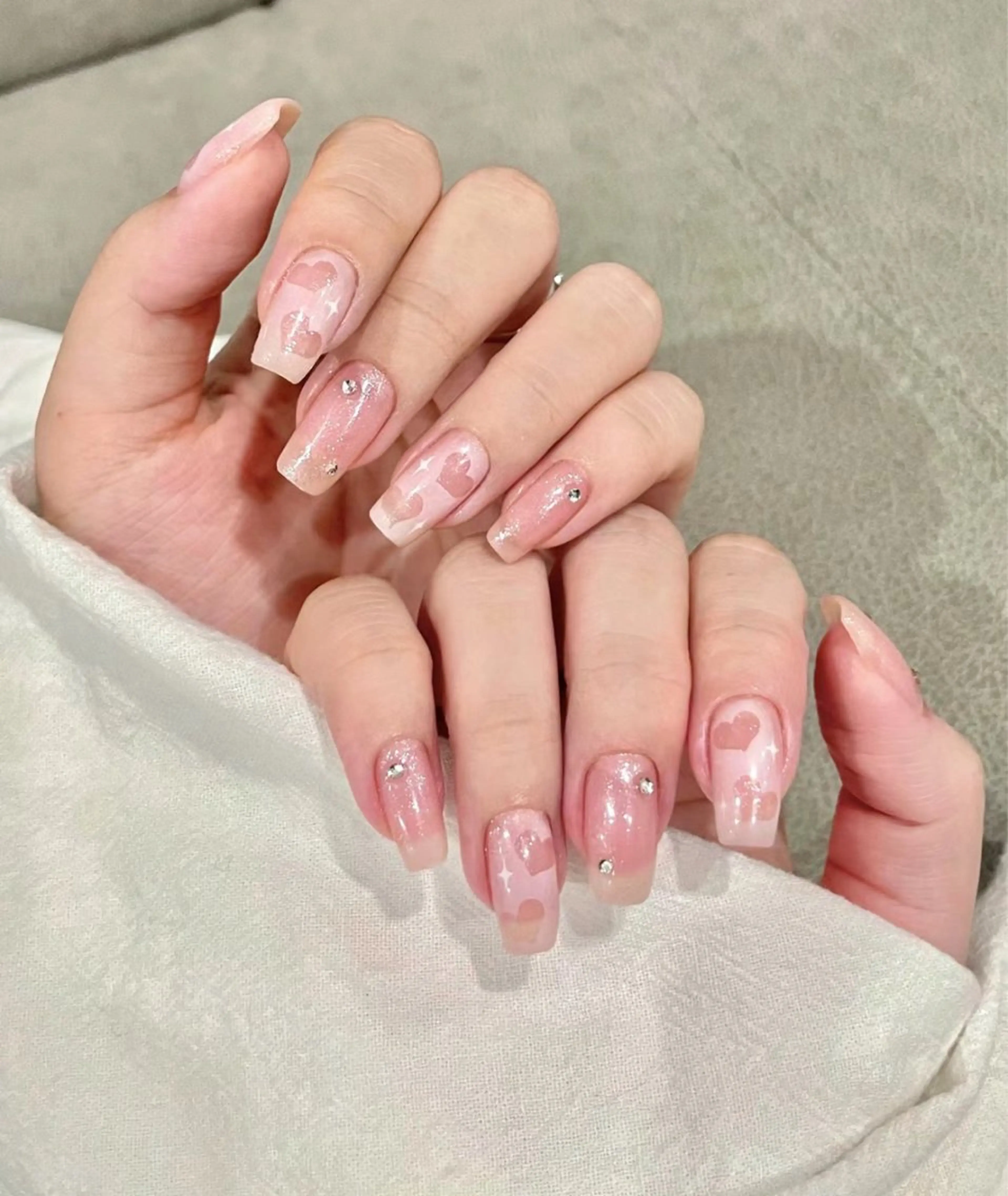 ネイル チークネイル 長さ出し ハート マグネットネイル 持ち込み ハンドネイル 長出し専門店🎀 HARO💕Nailのネイルデザイン