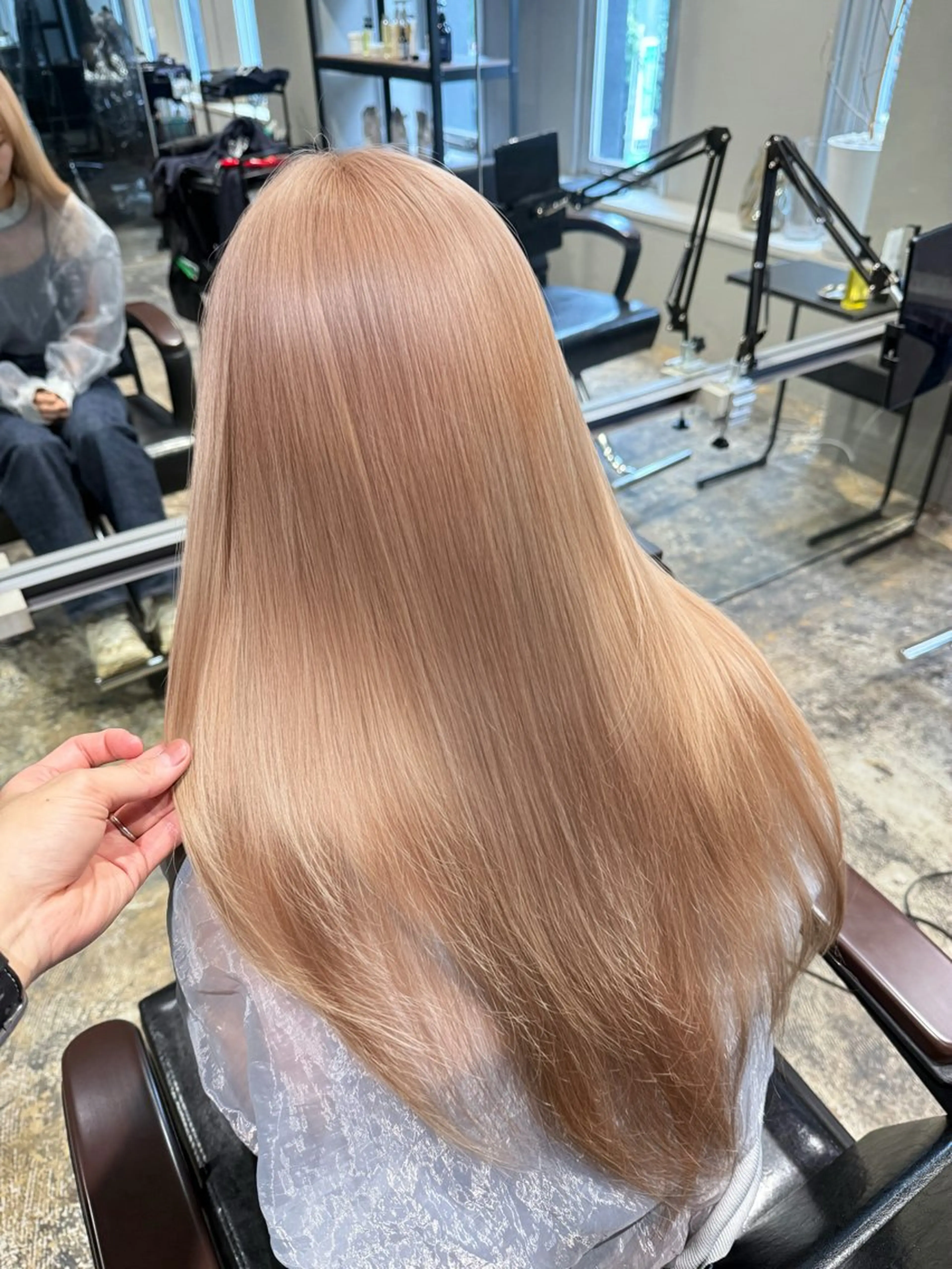 💚人気No. 1🤍ケアブリーチ(リタッチOK)+フルカラー🪐1ステップトリートメント付き❤️🔥 メンズ可⭕️の写真