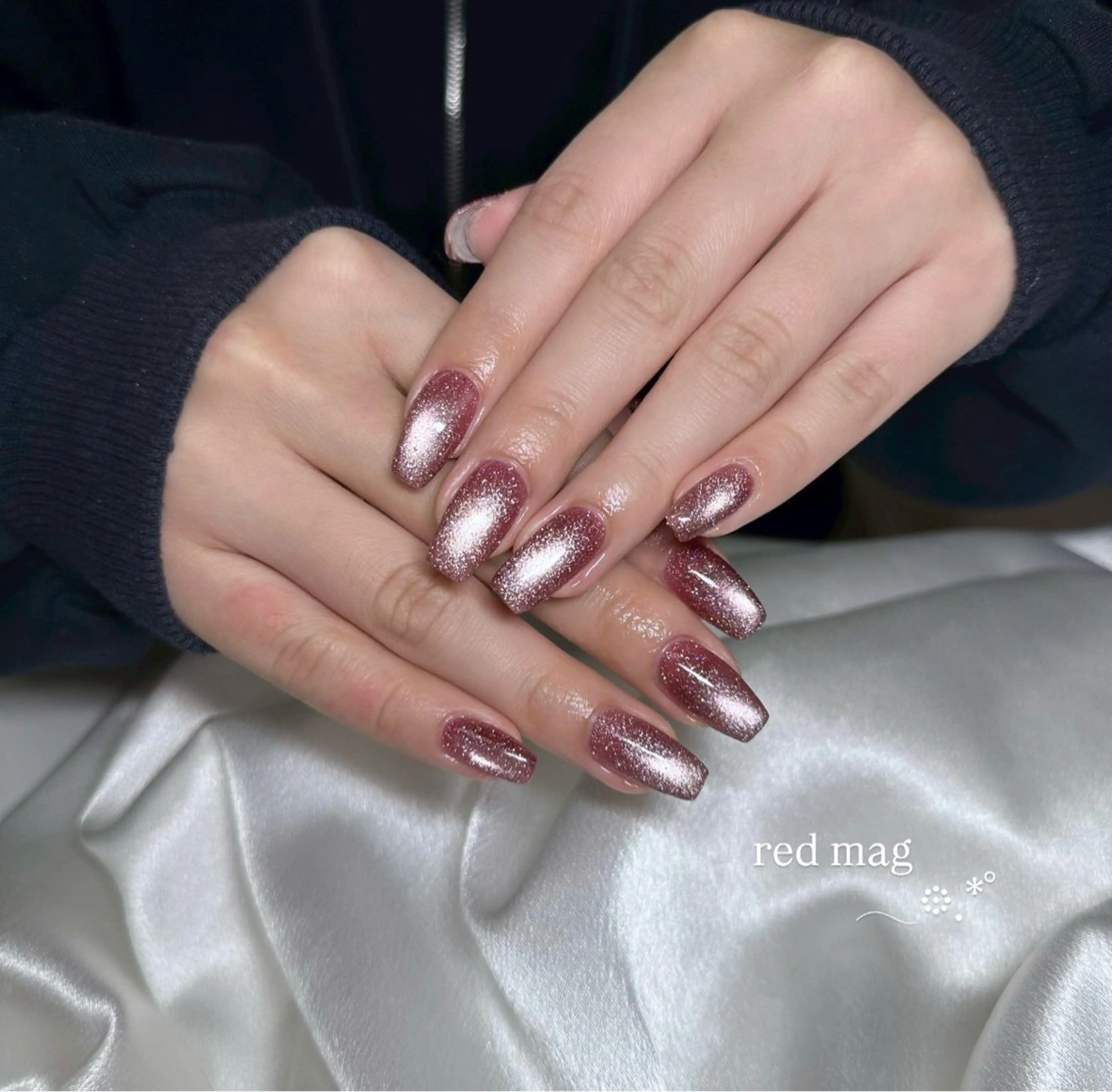 ネイル マグネットネイル ピンク 春ネイル ハンドネイル Moana Oukaのネイルデザイン