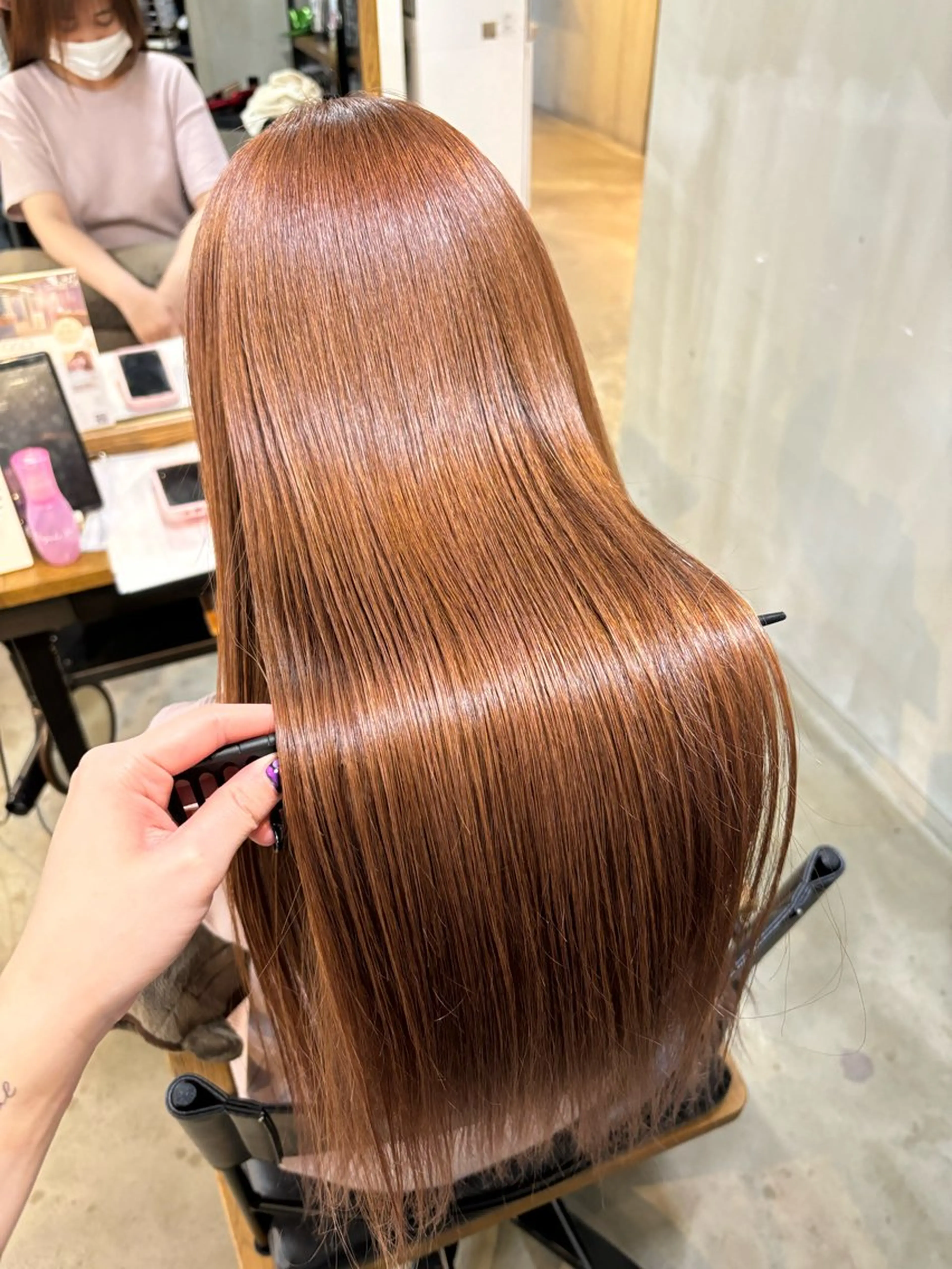 ロング 日比野 紅杏のヘアスタイル