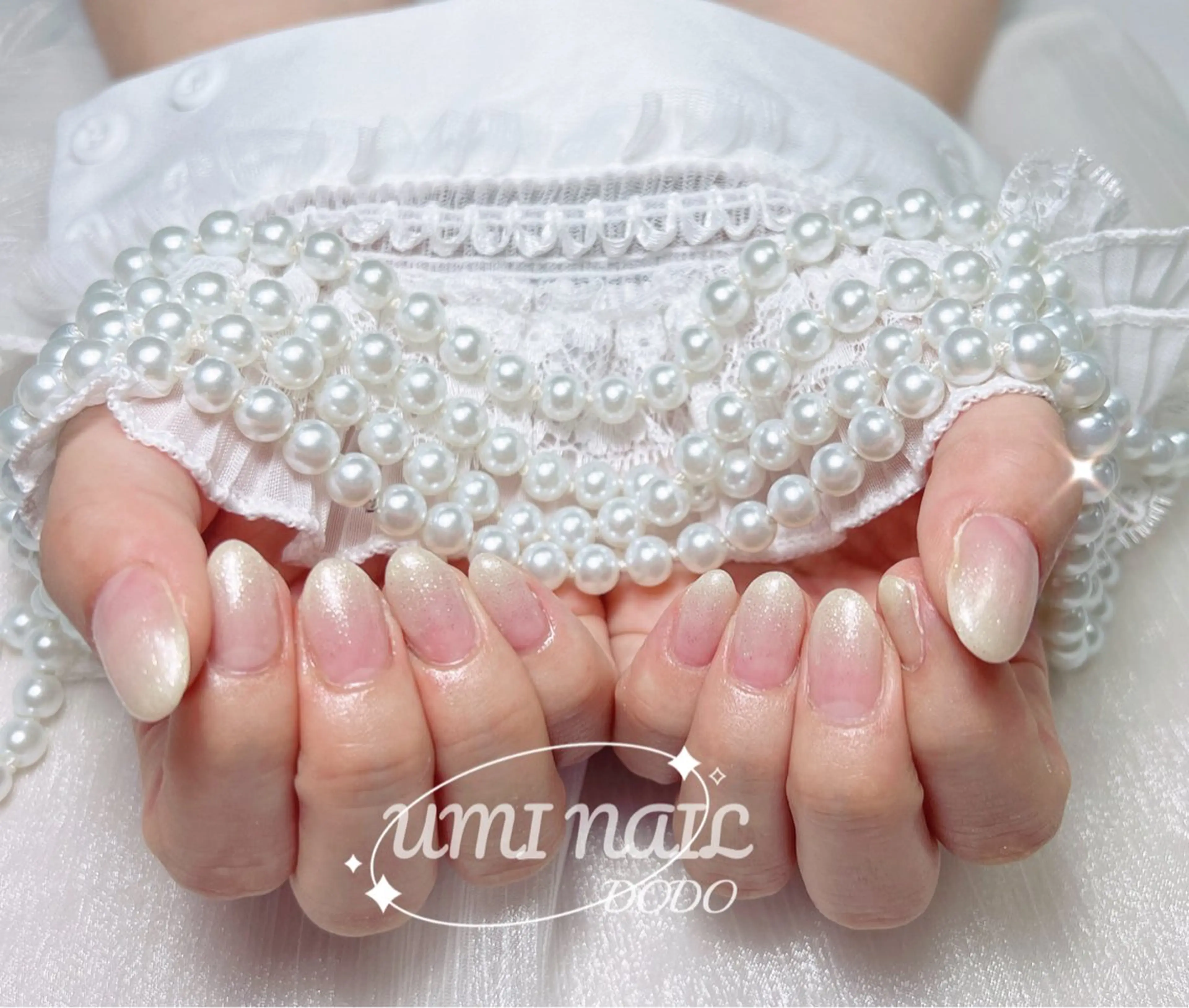 ネイル アートネイル ジェルネイル グラデーション 持ち込み オフィスネイル ハンドネイル ハンドケア LUXE NAIL SALONのネイルデザイン