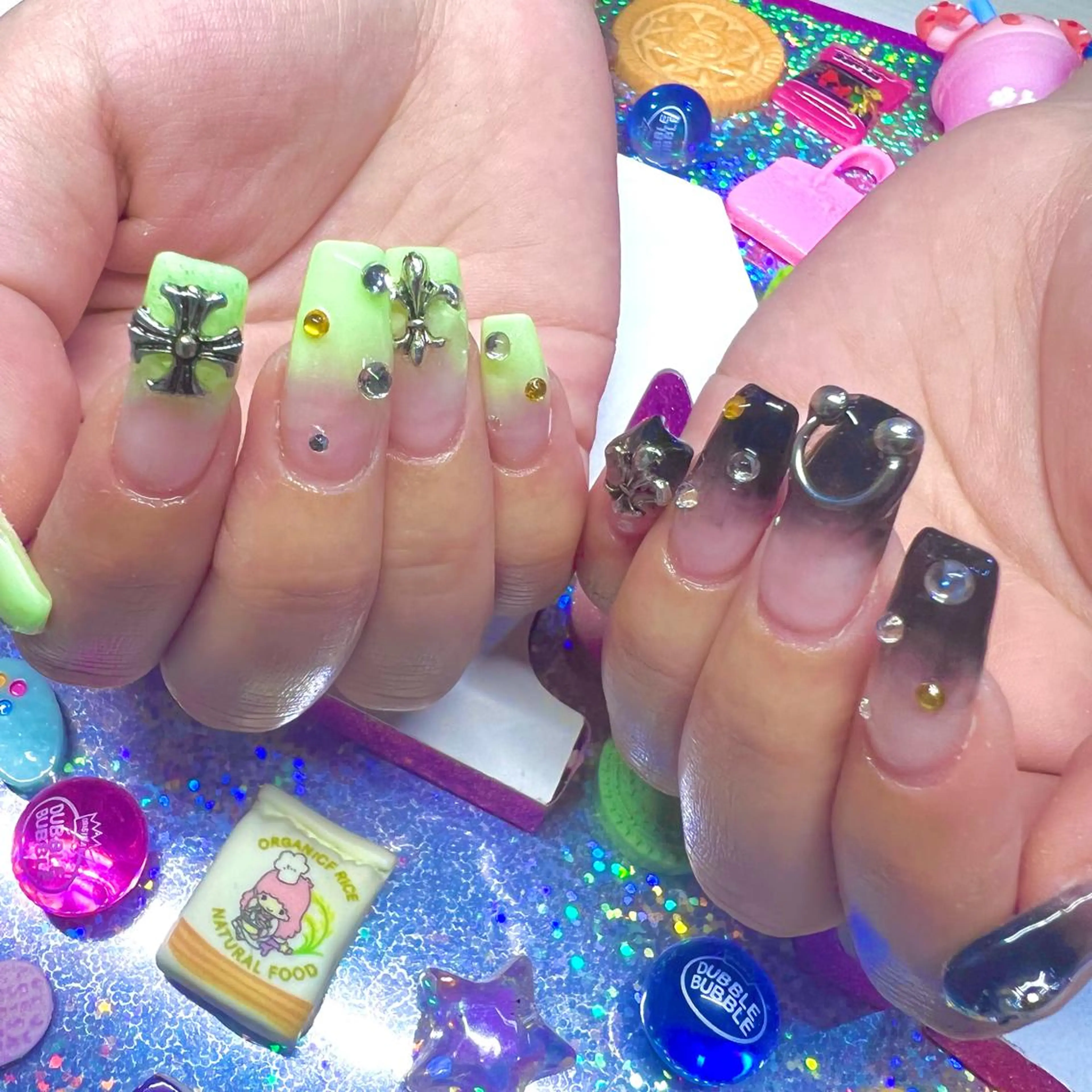 ネイル アートネイル クリアネイル ジェルネイル ニュアンスネイル オフィスネイル 8appy YUKITIN.Bのネイルデザイン