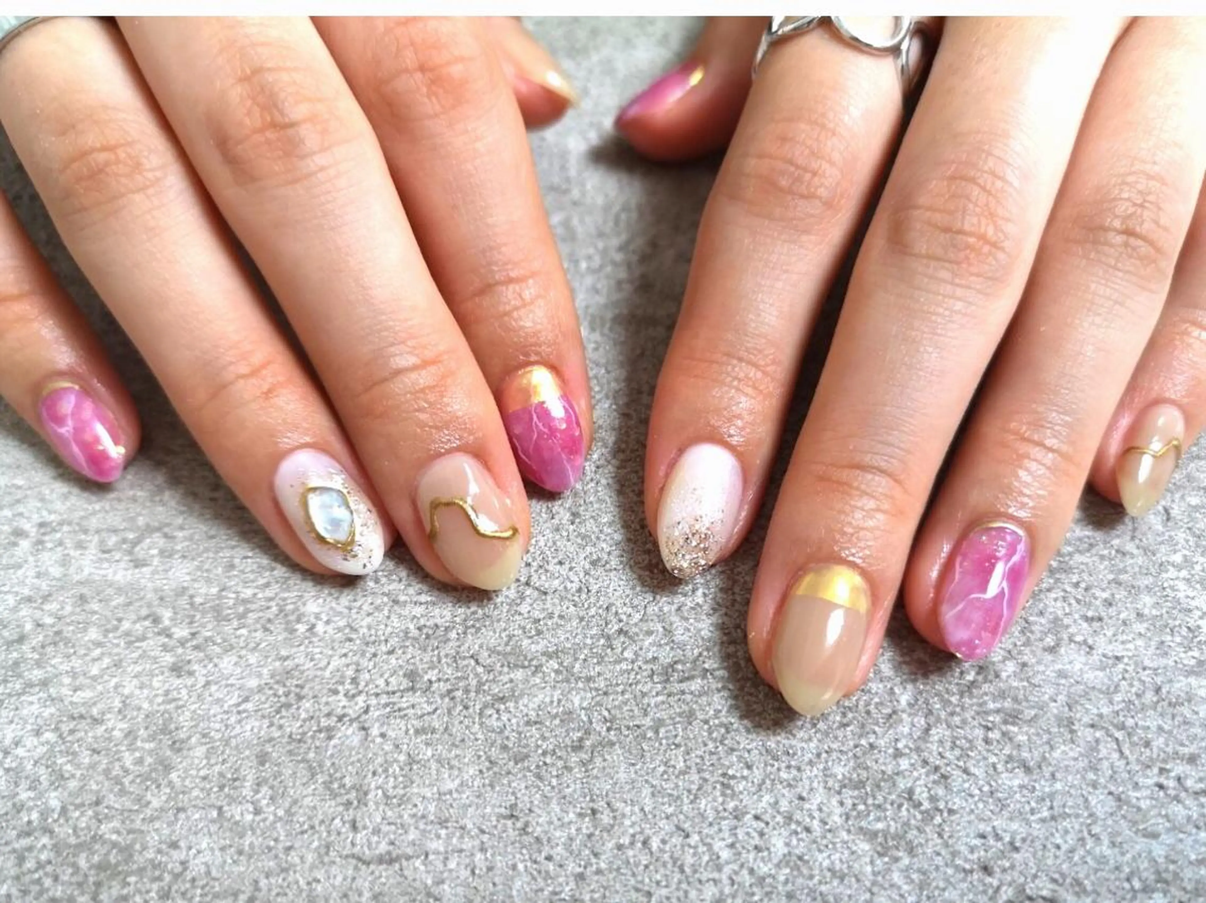 ネイル ニュアンスネイル kiki nail 二子玉川のネイルデザイン