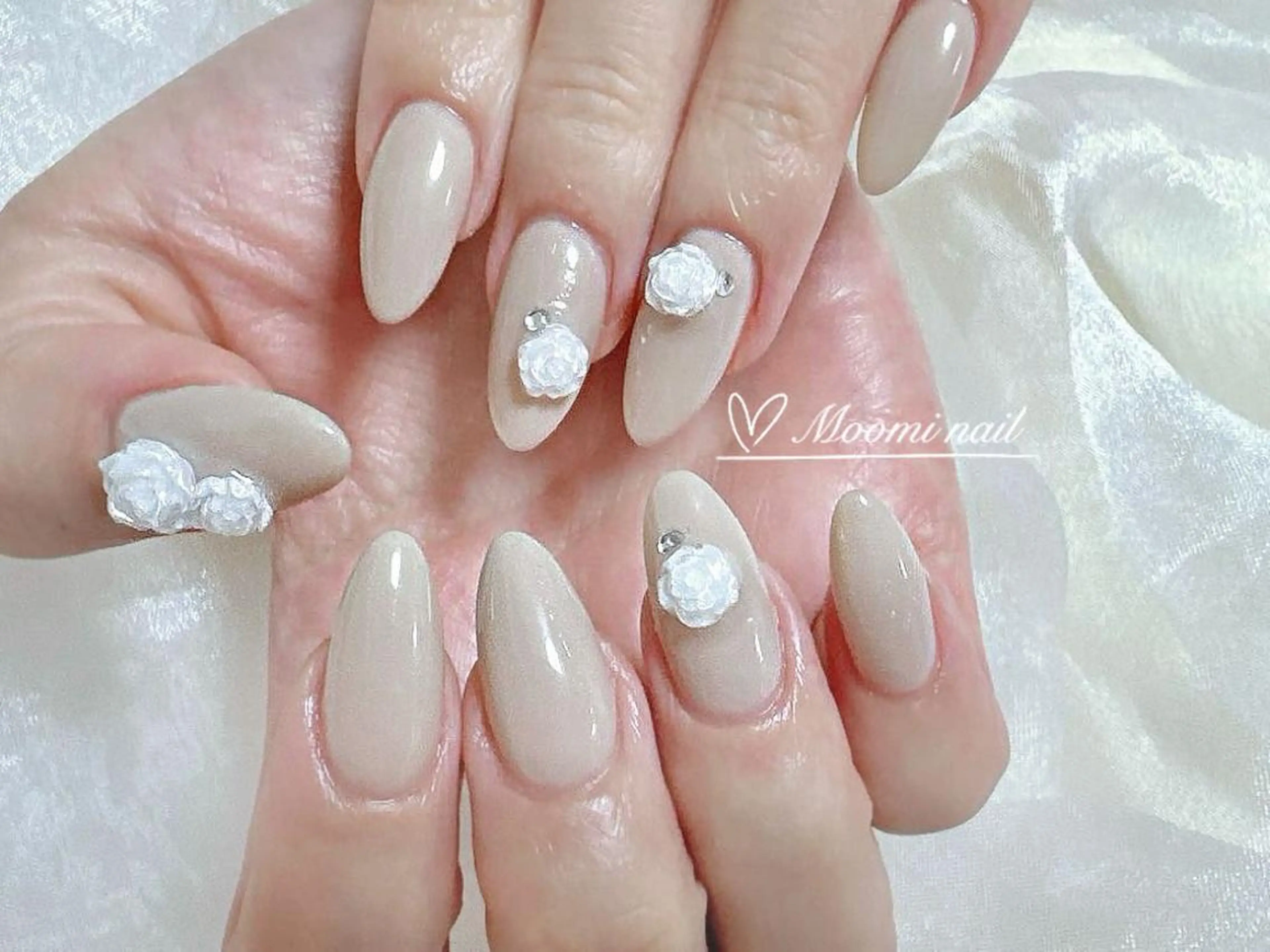 ネイル 成人式 長さ出し フットネイル フレンチネイル ジェルネイル moomi nail スカルプ専門のネイルデザイン