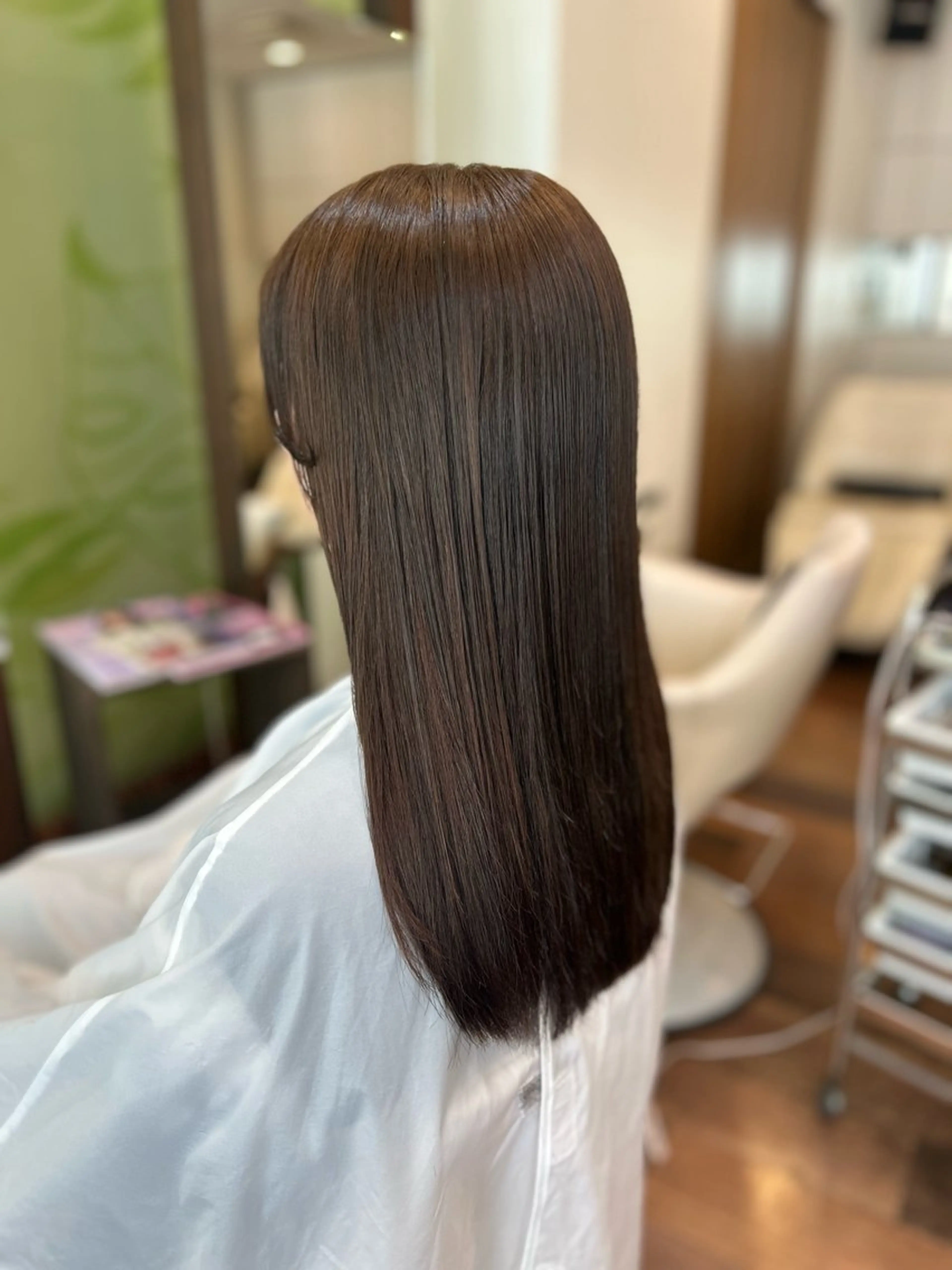 ロング カラー ブラウンカラー オリーブブラウン オリーブ南森町✨️ 畑中のヘアスタイル