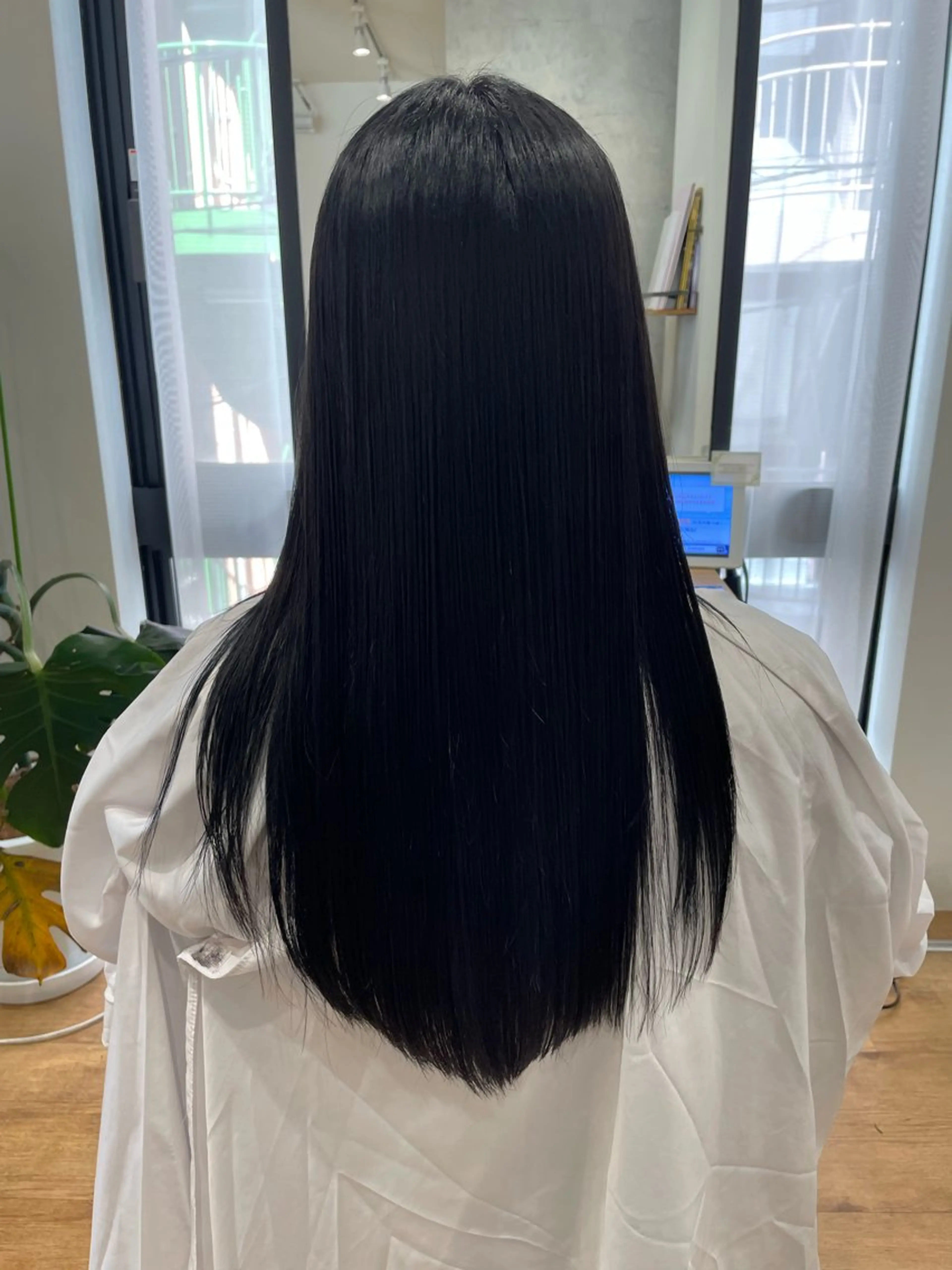 ロング カラー 白木 遥のヘアスタイル