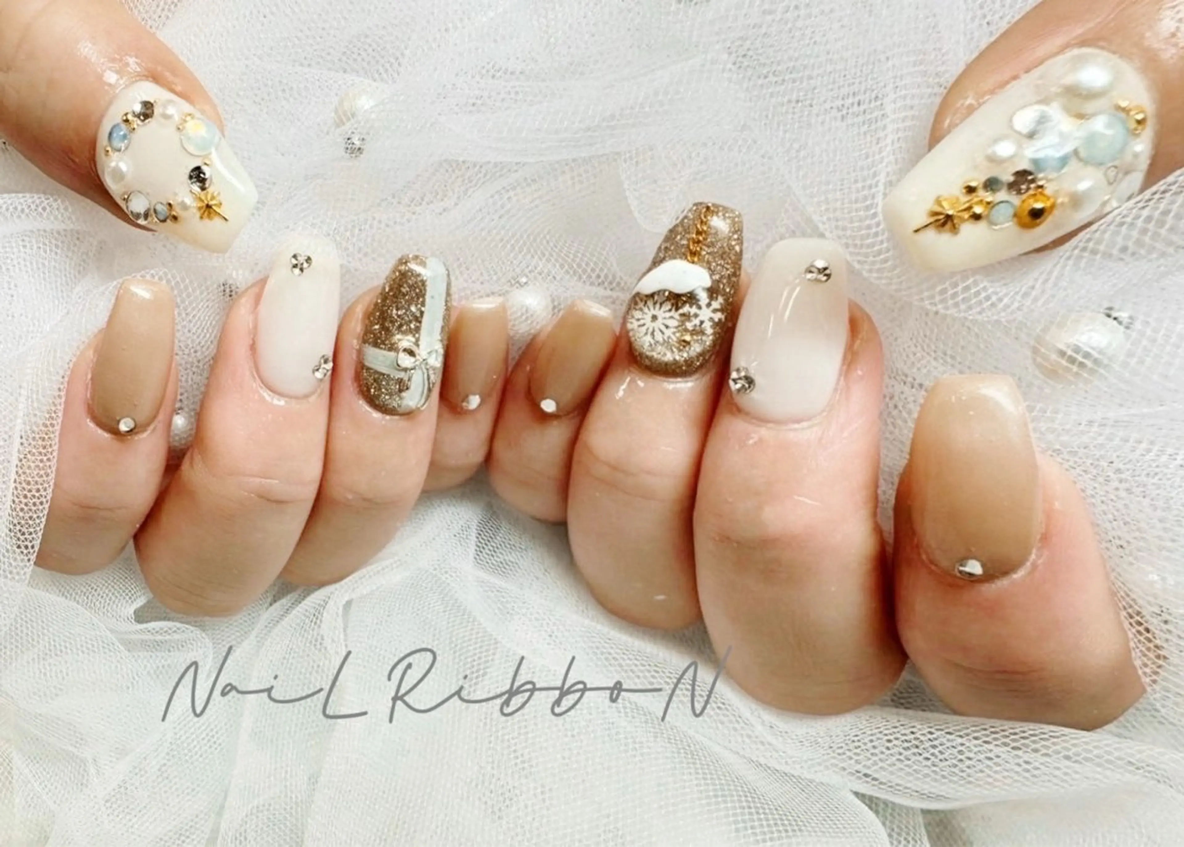 ネイル ハンドネイル ネイルリボン 伊藤のネイルデザイン