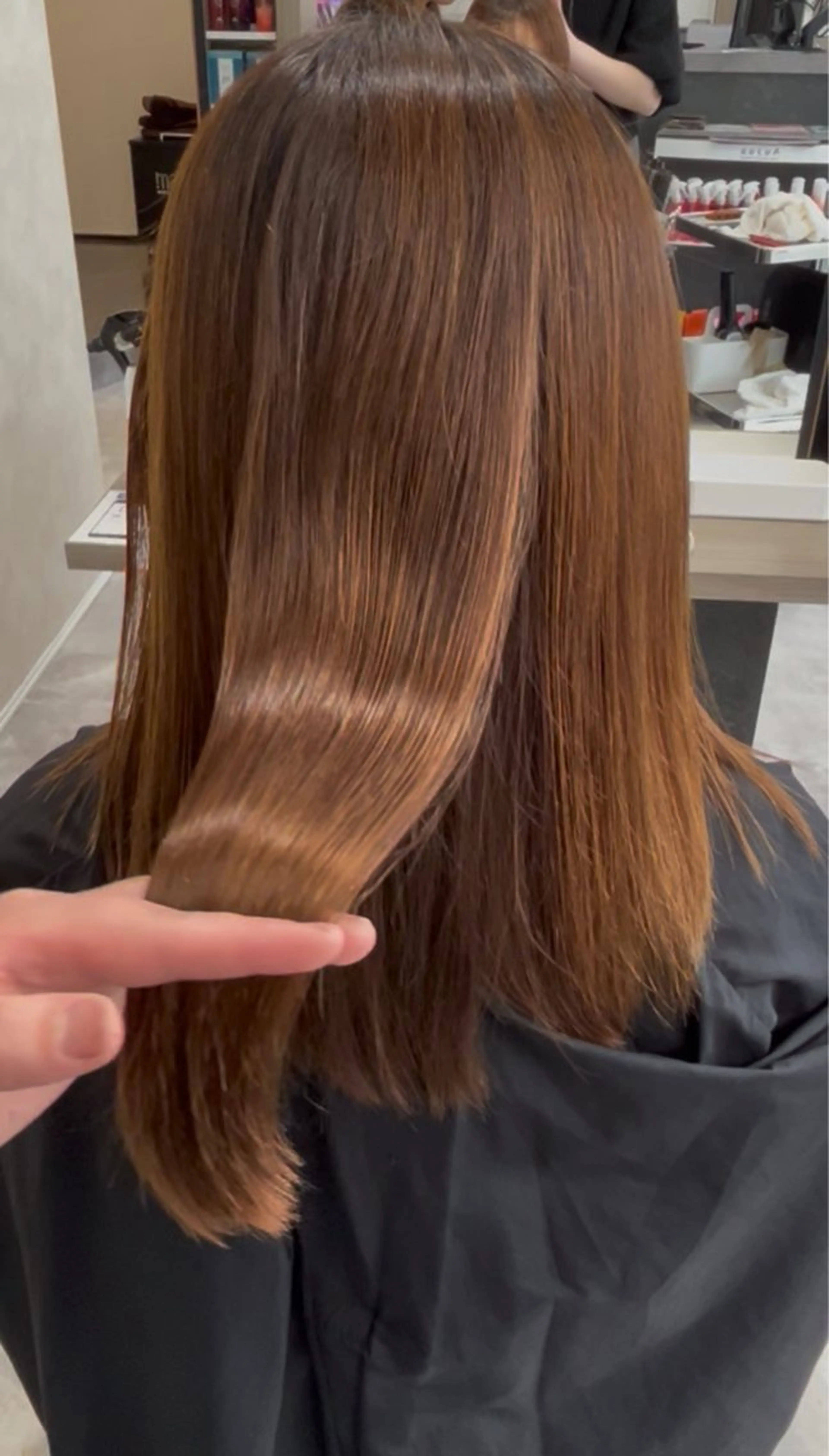 セミロング Yumi/艶髪/ 透明感カラー🤍のヘアスタイル