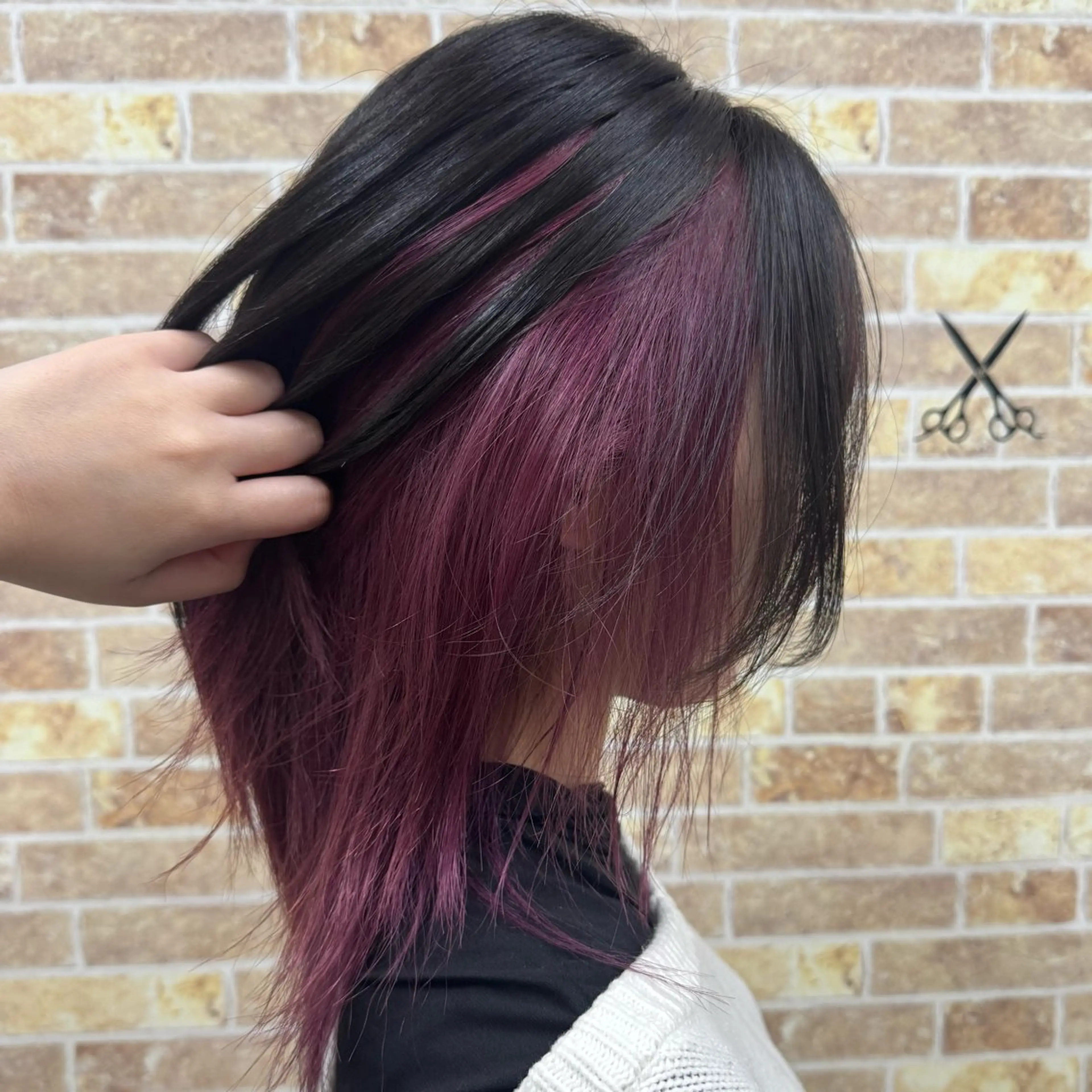 セミロング GALAXY ＆BRELLA 水戸店所属・皆川 千奈実のヘアスタイル