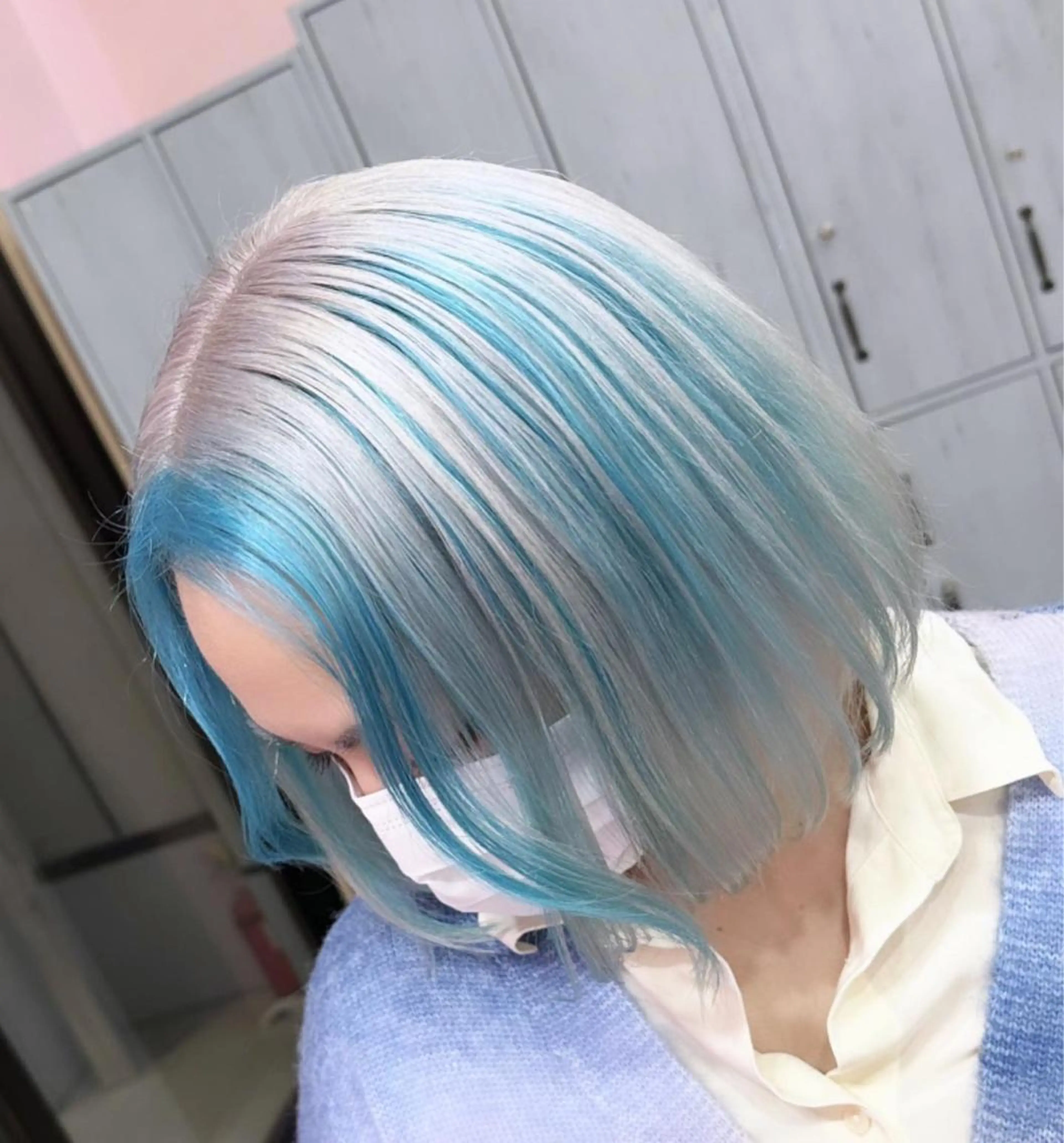 ミディアム カラー アッシュ アッシュグレー アッシュグレージュ バレイヤージュ ミストバング ヘアカラー トリートメント ブリーチ人気No.1 MANATO🎨🌈のヘアスタイル