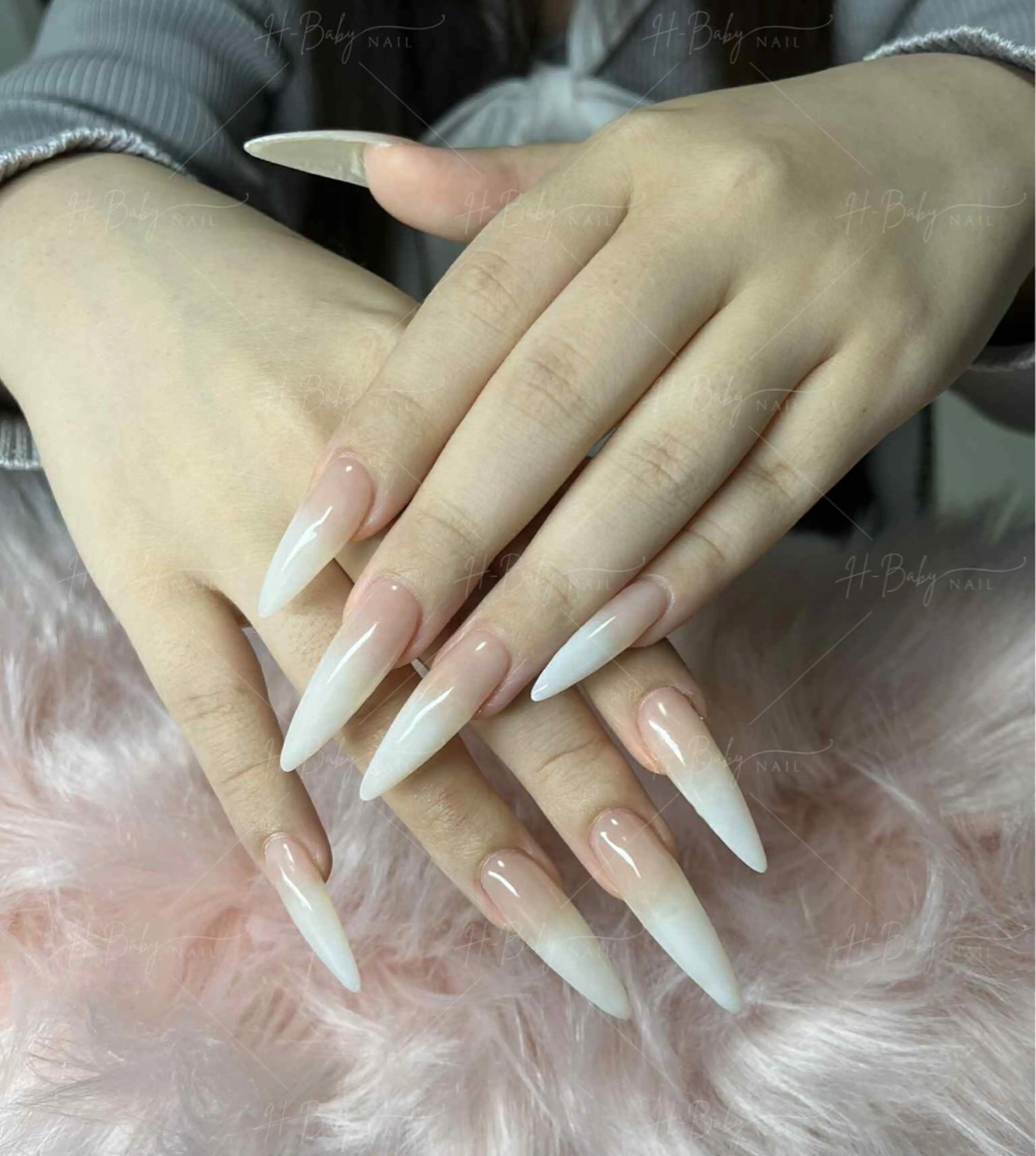 パーマ ハロウィン クリスマス ハンドネイル H.baby Nail Salonのネイルデザイン