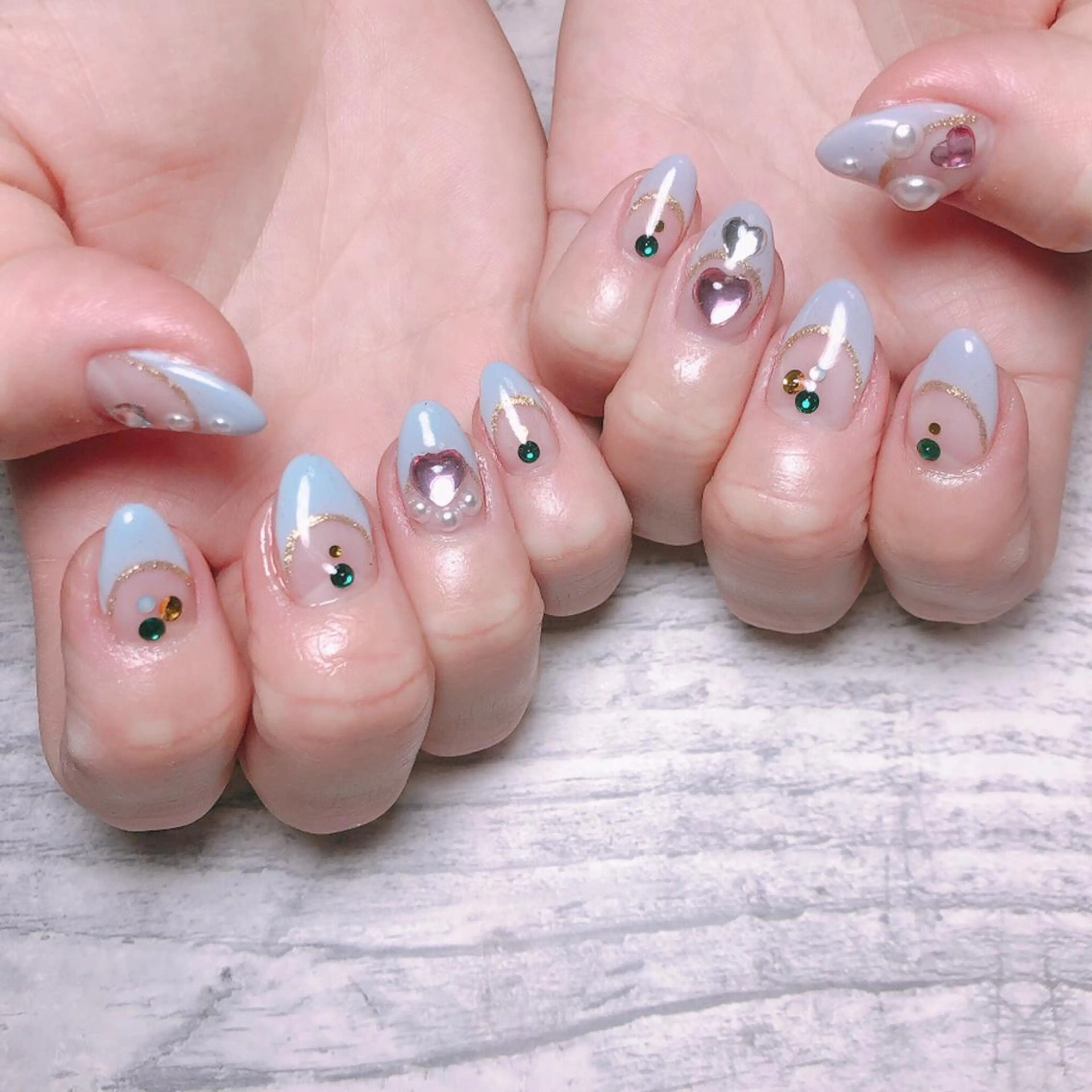 ネイル 個室ネイルサロンDolly  Girl〜ドーリーガール〜所属・DollyGirl KYOKOのネイルデザイン