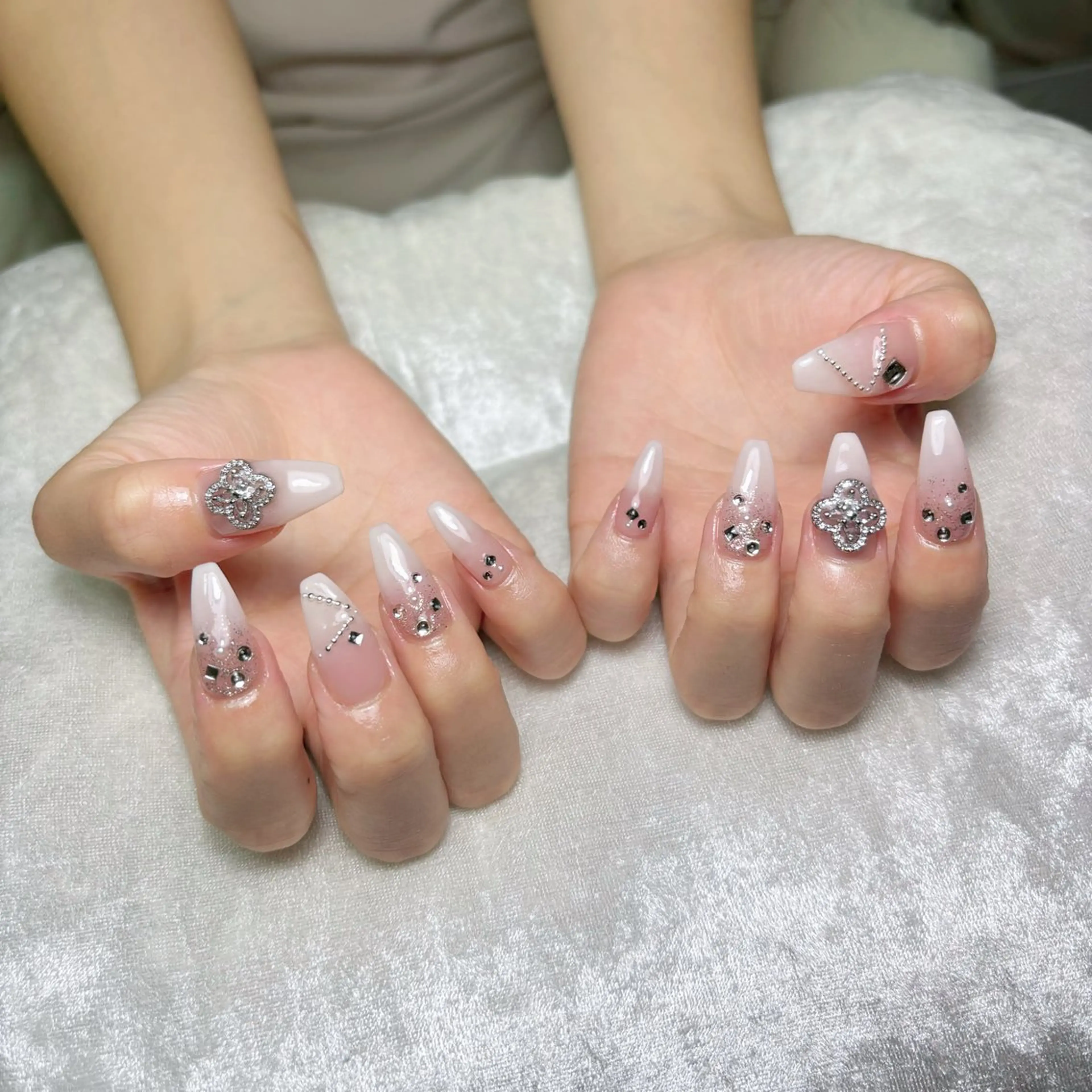 ネイル Airis所属・Airis aiのネイルデザイン