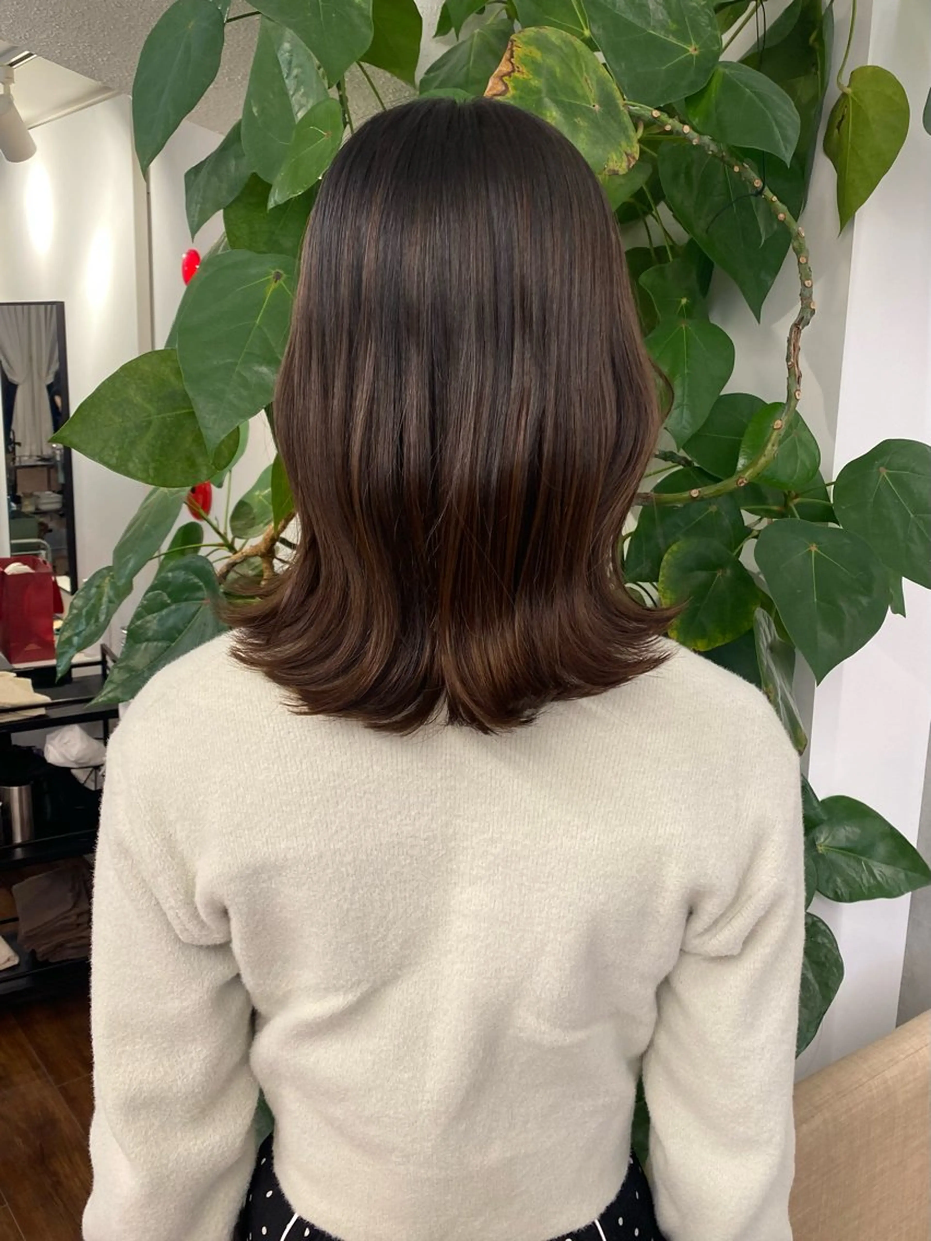 ミディアム くびれヘア Sopi所属・JESSI / Sopiのヘアスタイル