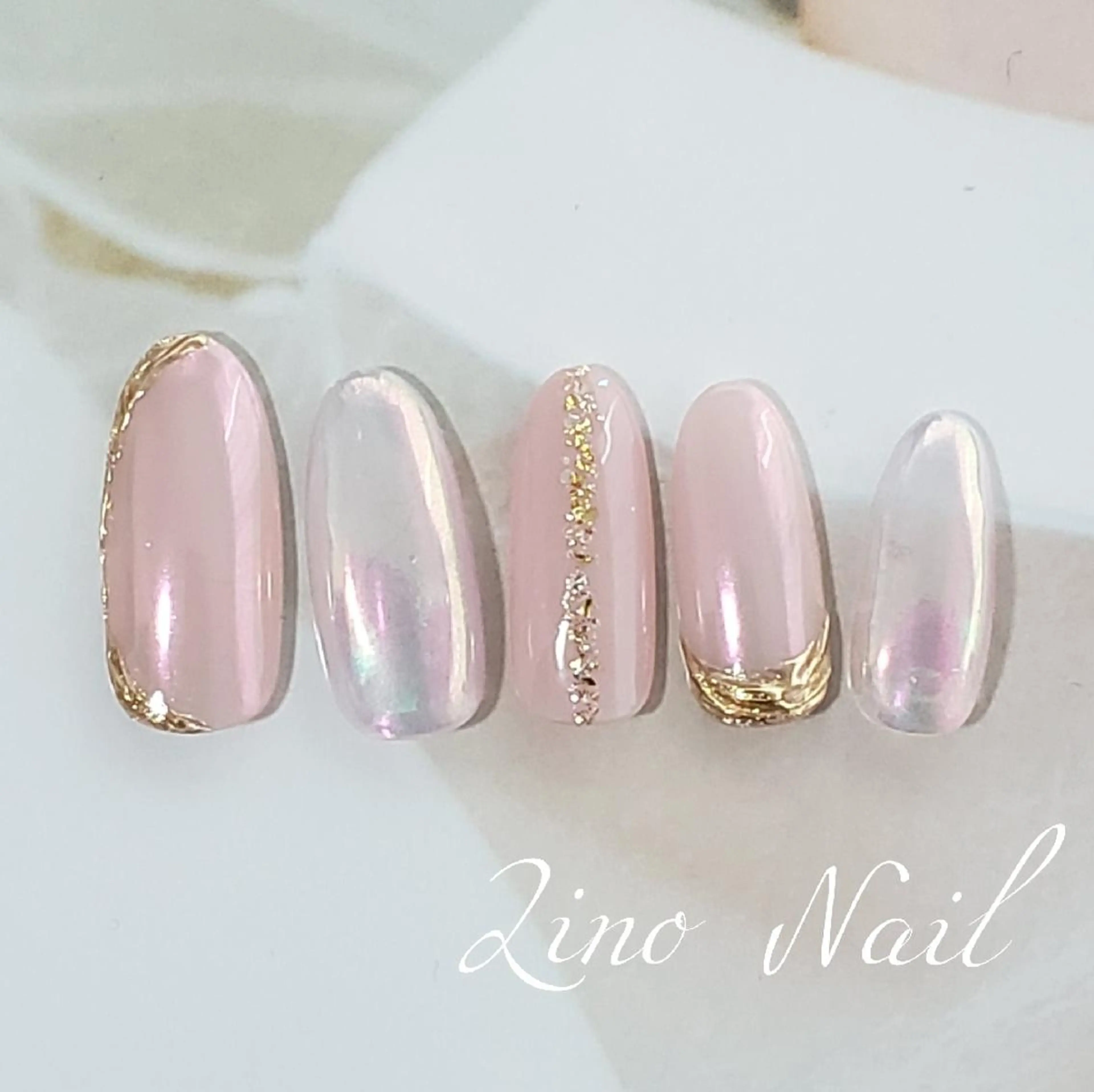 ネイル オーロラネイル カジュアル ジェルネイル 氷ネイル・うるうるネイル キラキラネイル ハンドネイル Lino Nailのネイルデザイン