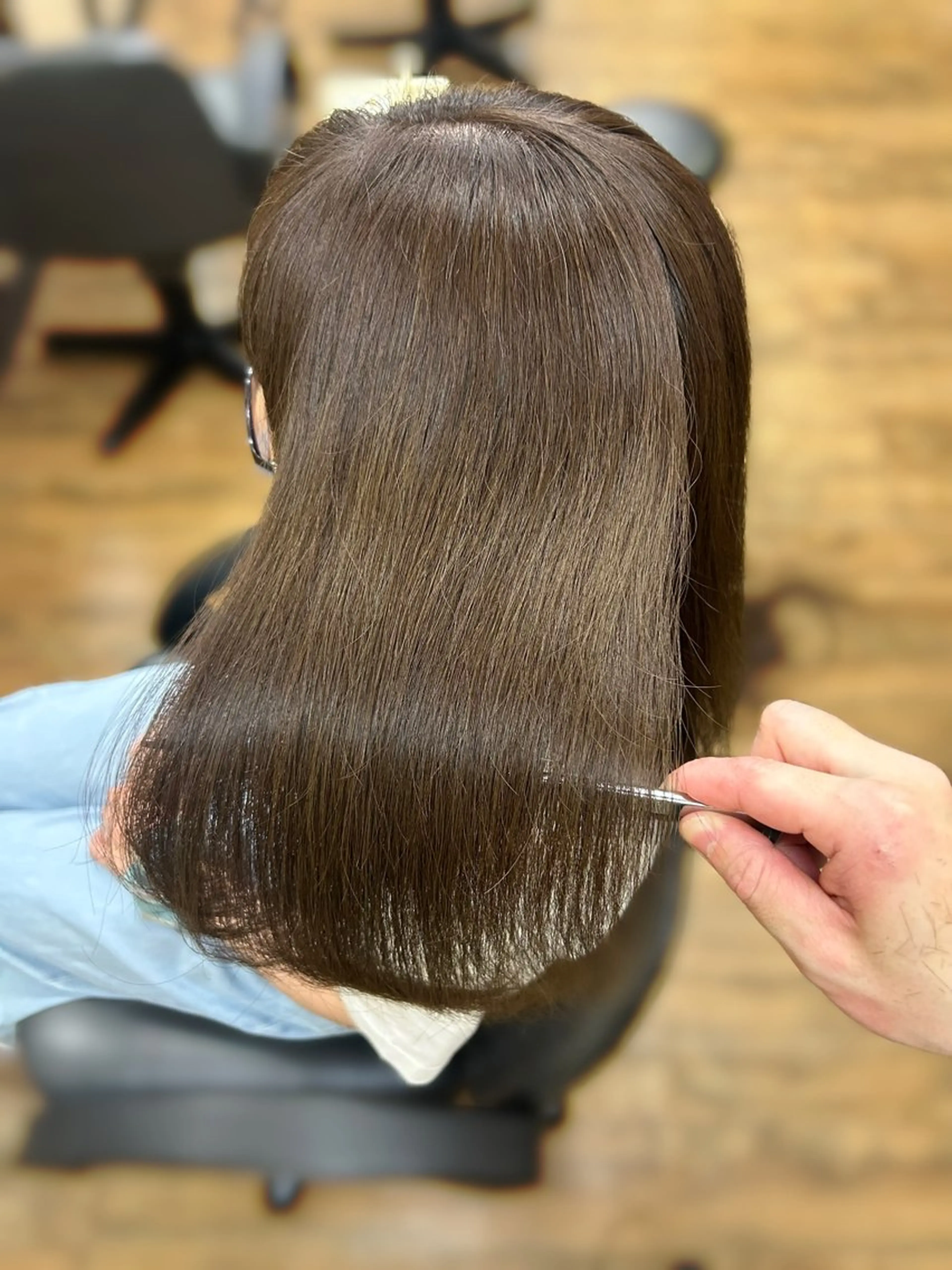 セミロング 髪質改善 みやたゆうき 髪質改善講師のヘアスタイル