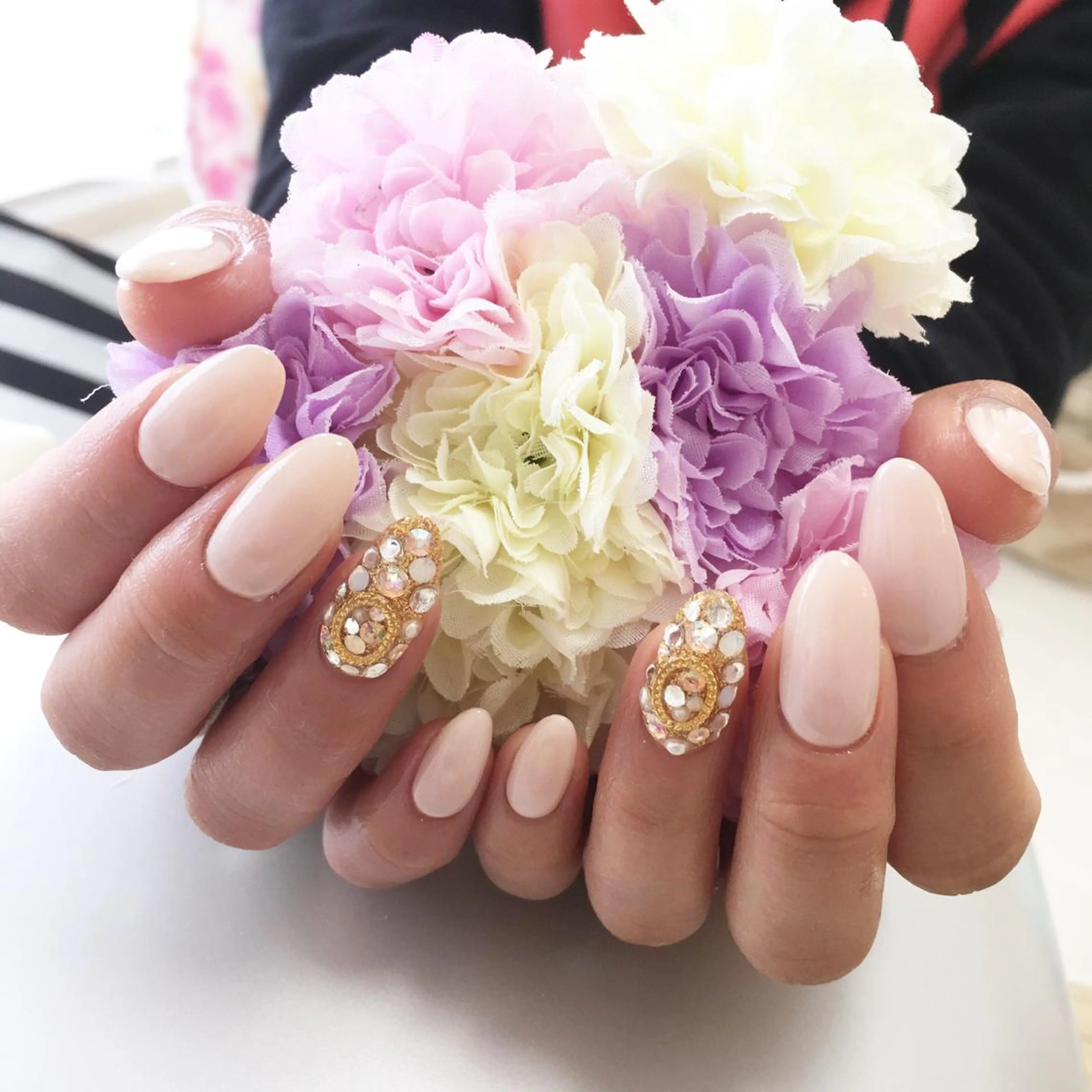 ネイル Petit Fleur所属・青柳 亜梨奈のマツエク・マツパデザイン