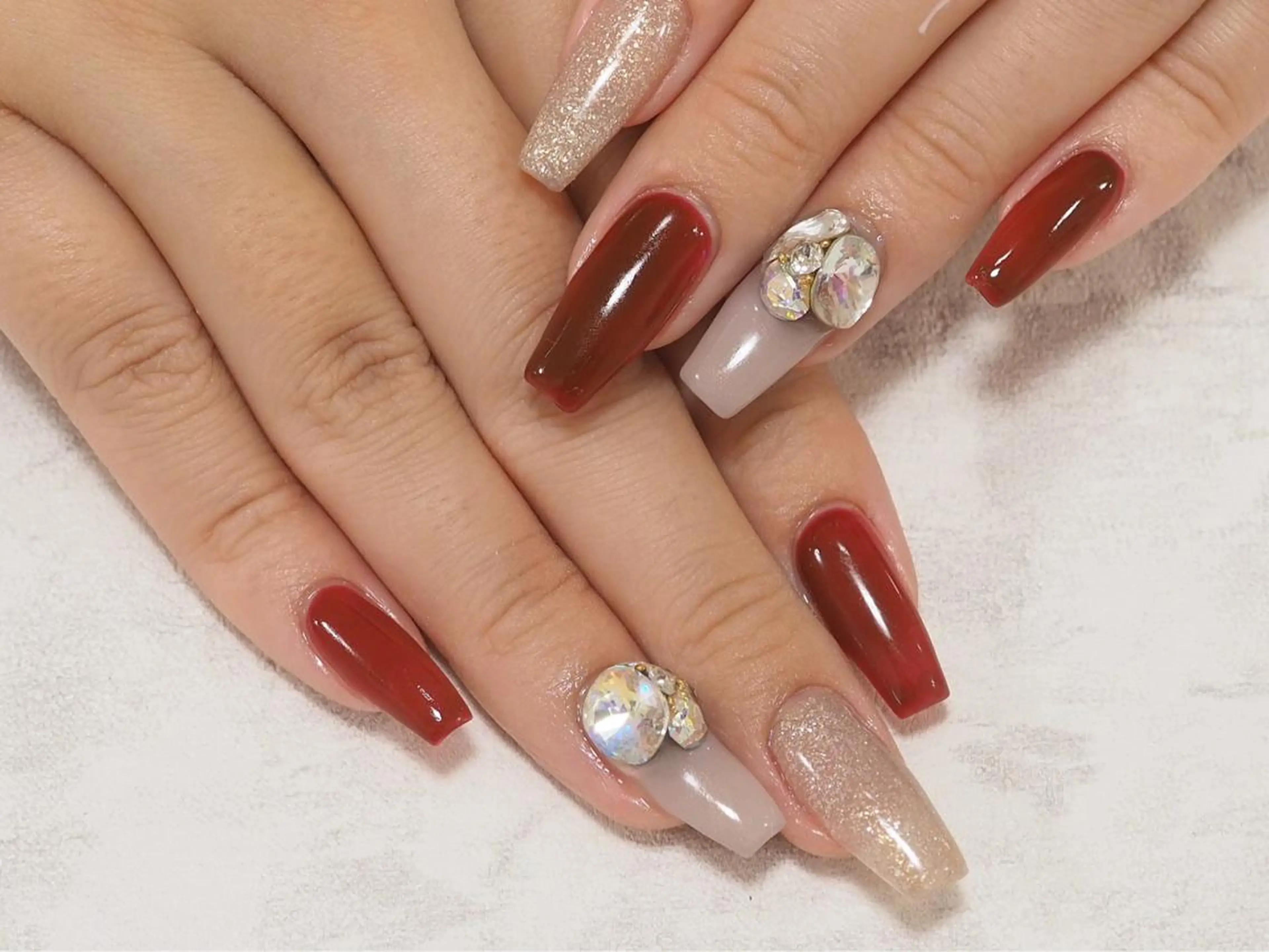ネイル LoLo nail kのネイルデザイン