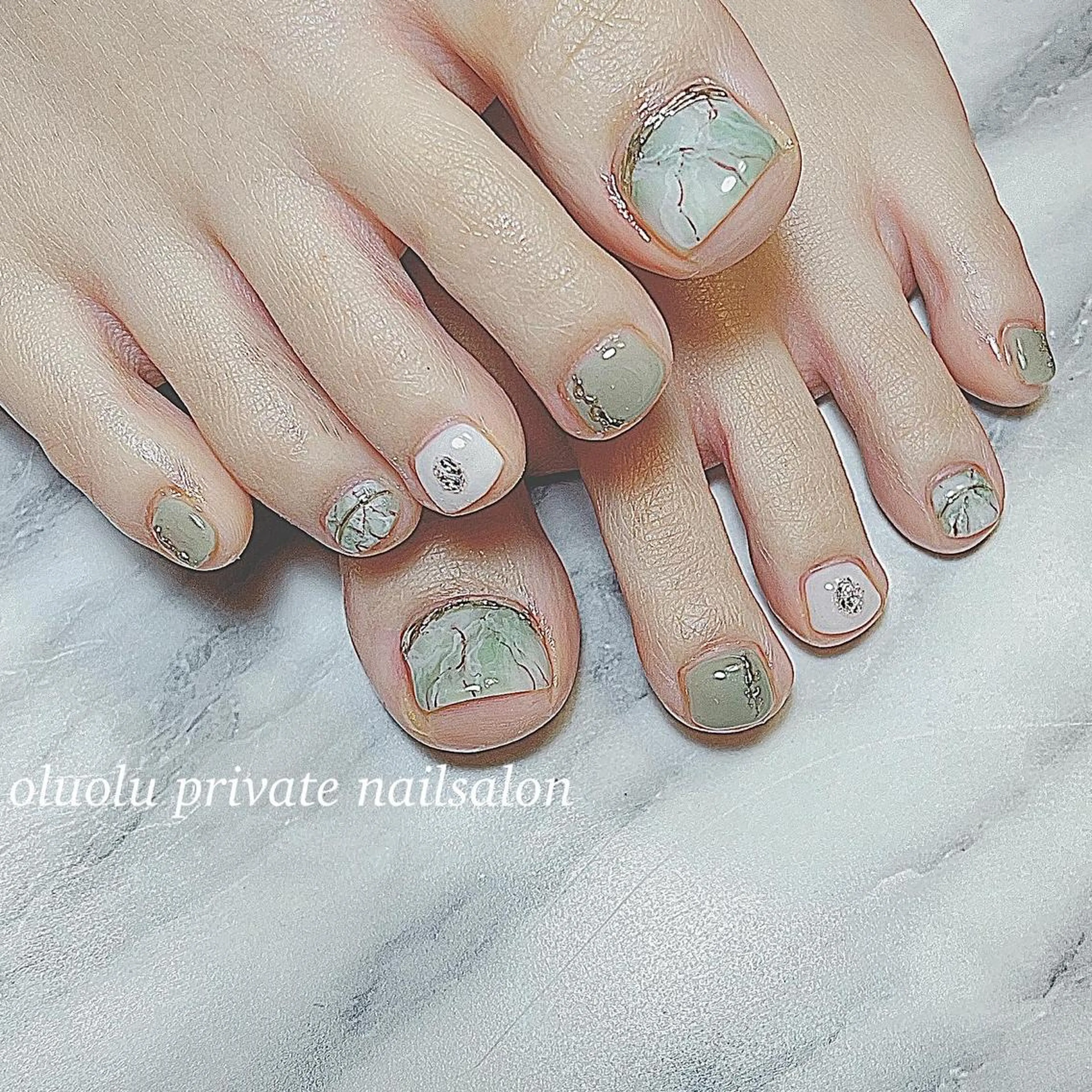 ネイル アートネイル フットネイル ジェルネイル グリーン 大理石ネイル(マーブル) フットネイル 大村 紬華のネイルデザイン