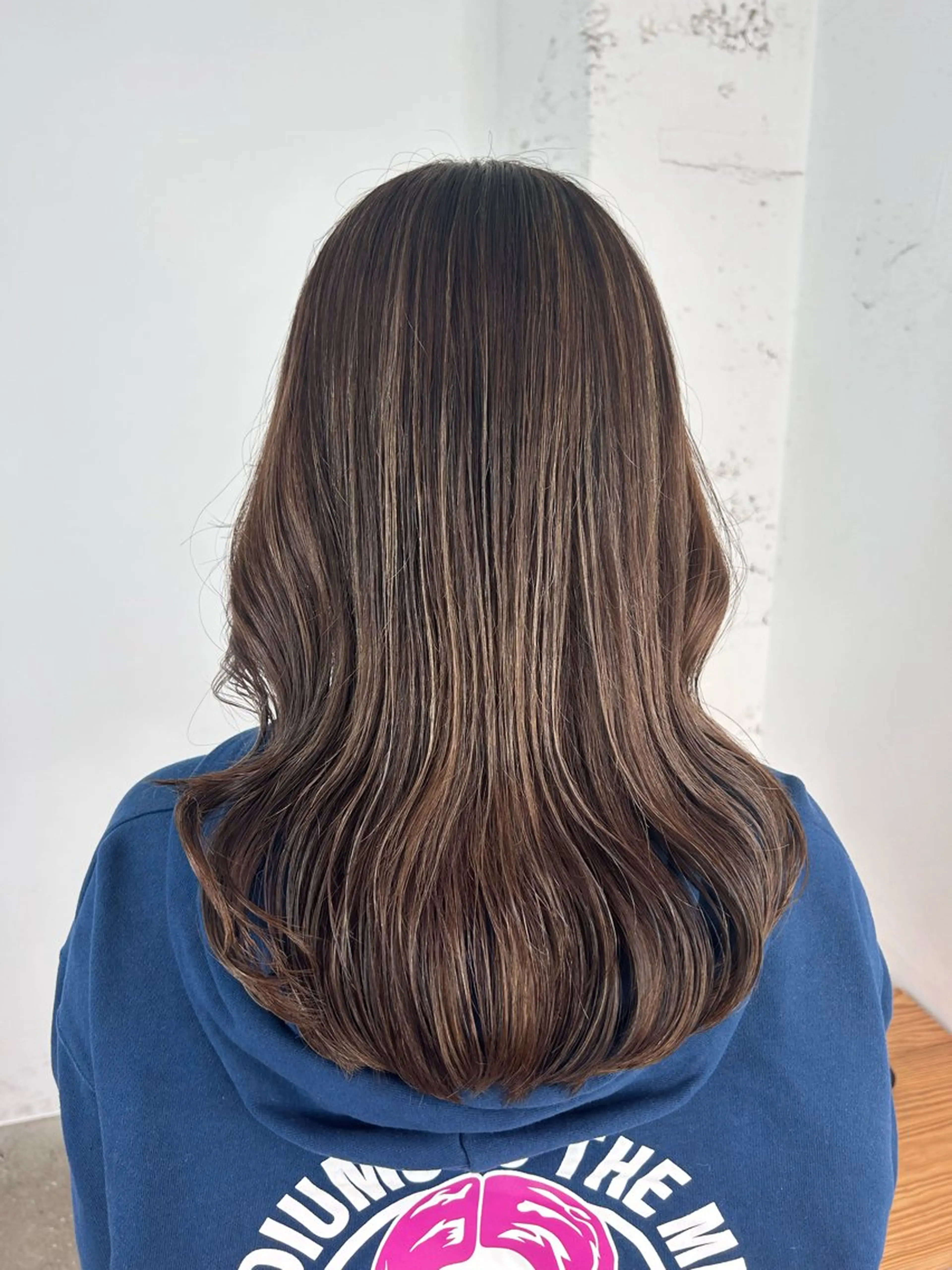 ロング 縮毛矯正 宮本晃成のヘアスタイル