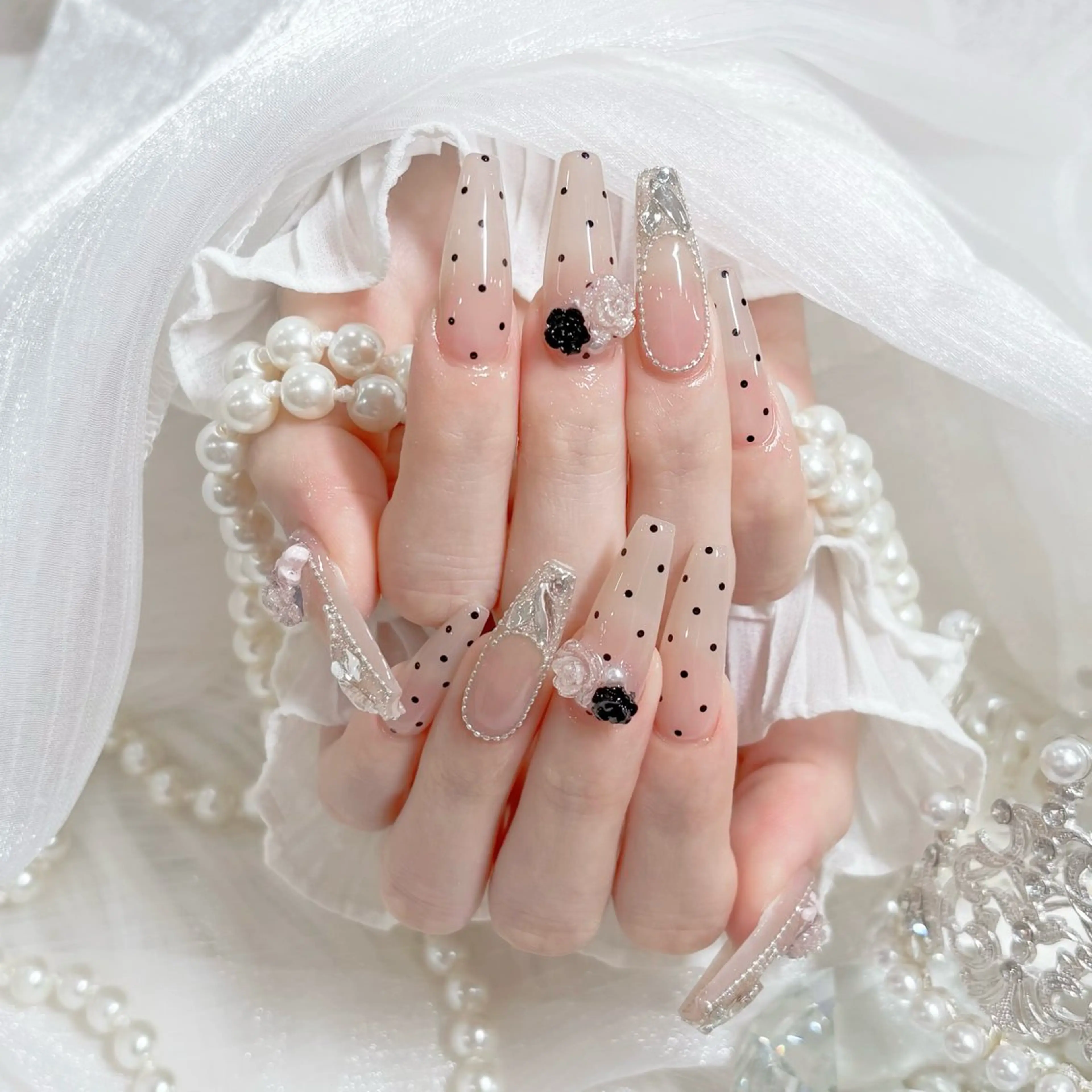 ネイル MARU Nail Salon所属・MARU nailsalonのネイルデザイン