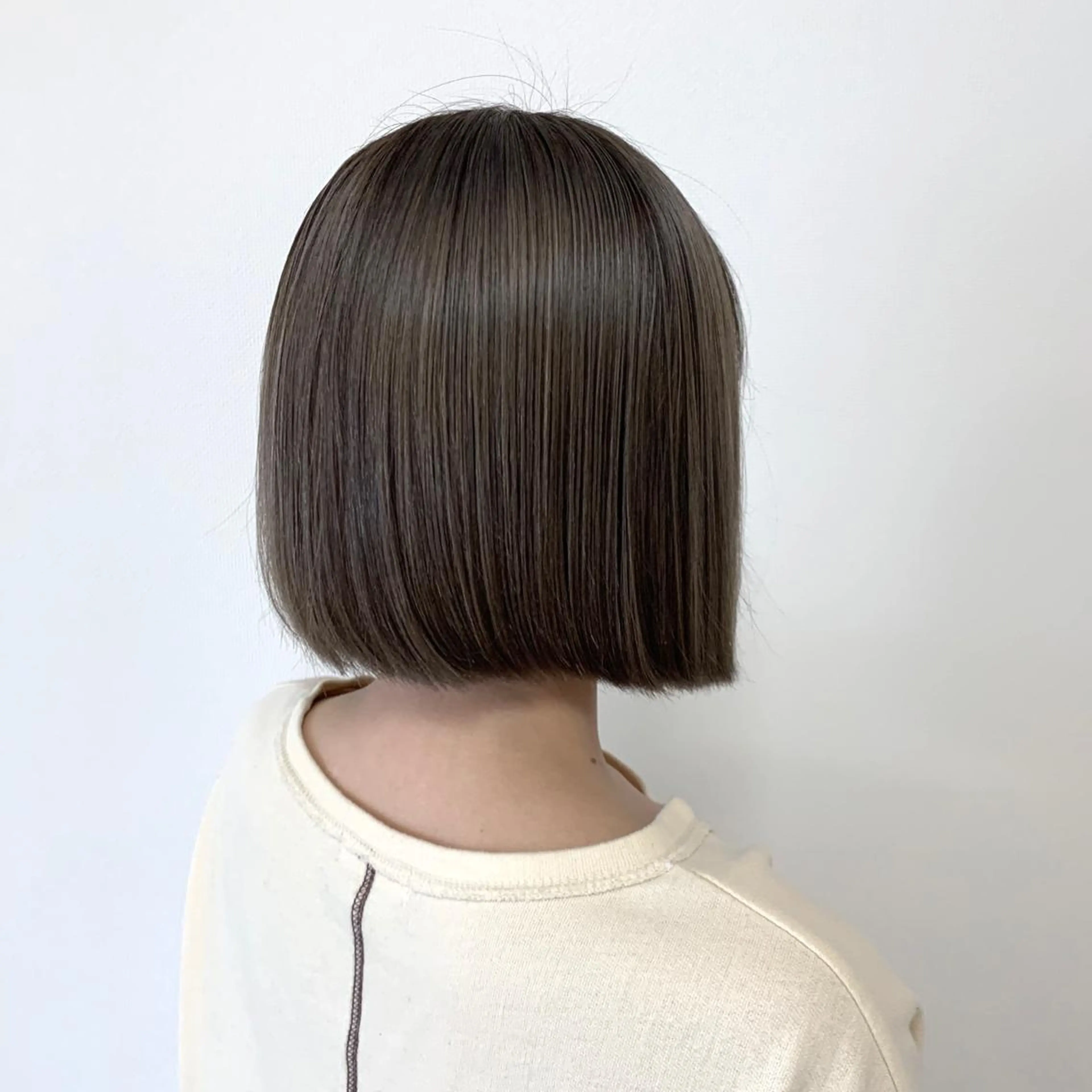 ミディアム カラー カット ヘアカラー トリートメント ayano ．のヘアスタイル