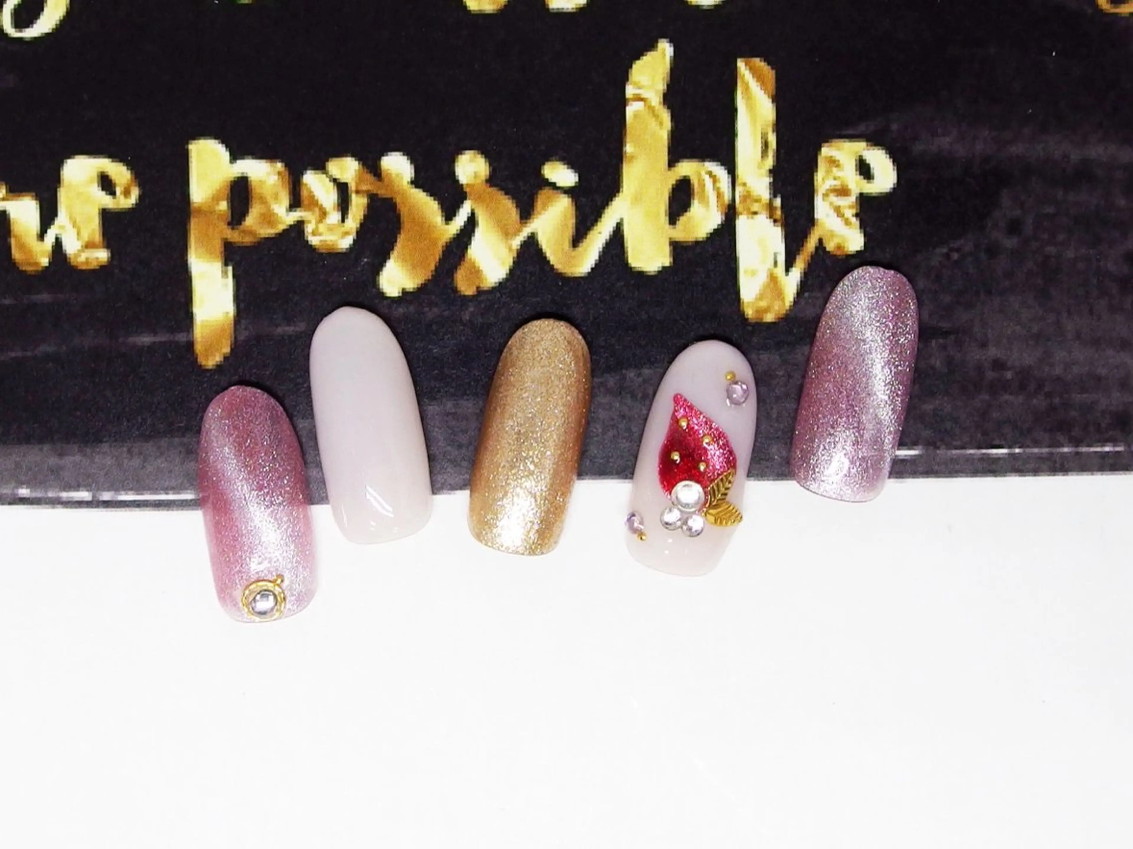 ネイル 持ち込み ハンドネイル ティーエヌ 金山駅東口店のネイルデザイン