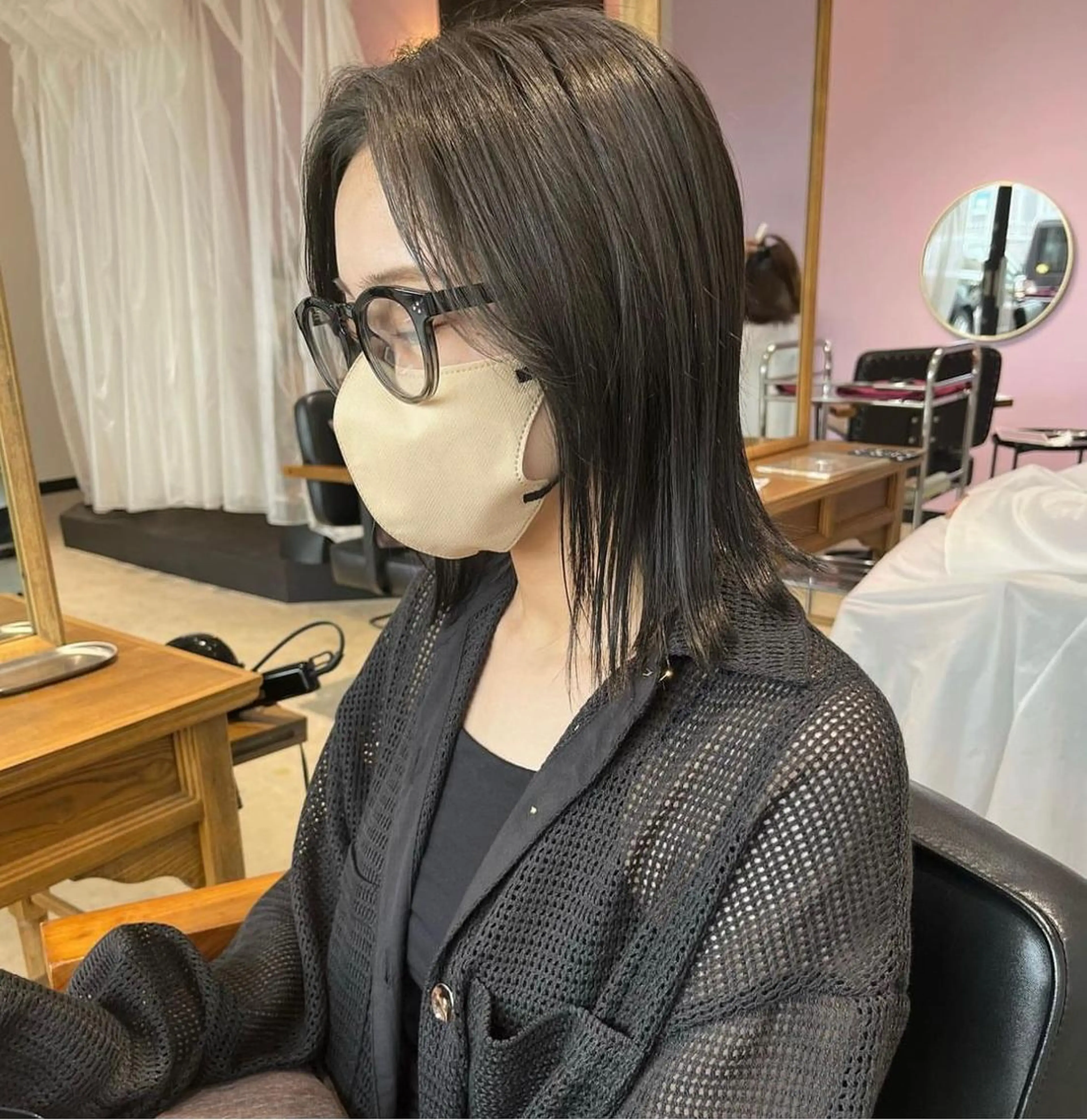 カラー MATTY azusaのヘアスタイル