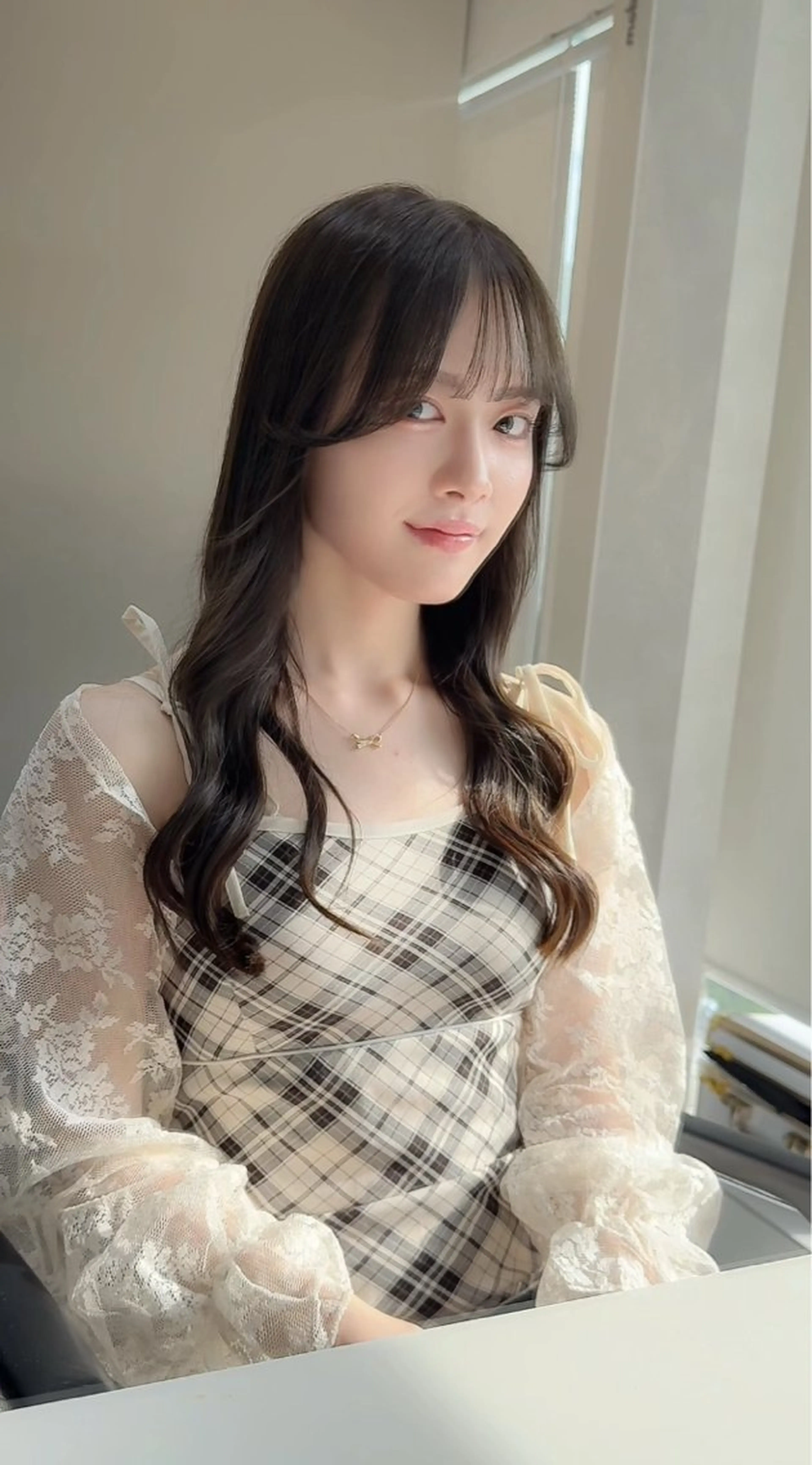 セミロング 縮毛矯正 トリートメント ゴートゥデイシェアサロン原宿vita所属・縮毛矯正クロスパーマ 益子達也のヘアスタイル